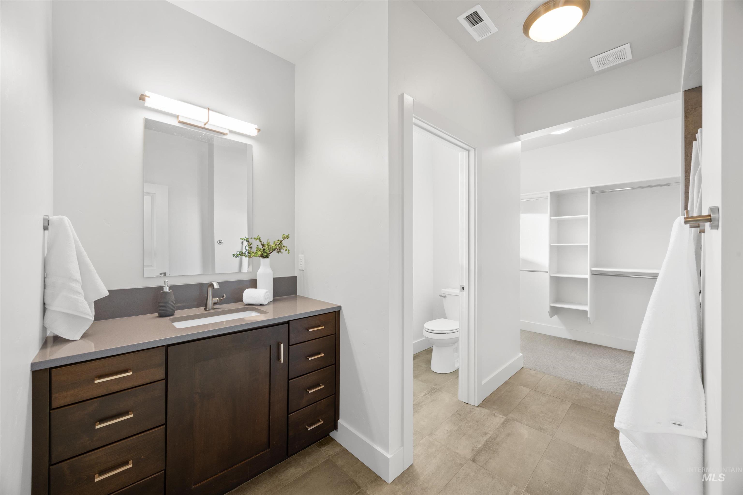 3282 S Millbrook way, Boise, Idaho 83716, 3 Bedrooms, 2.5 Bathrooms, Residential For Sale, Price $695,000,MLS 98973813