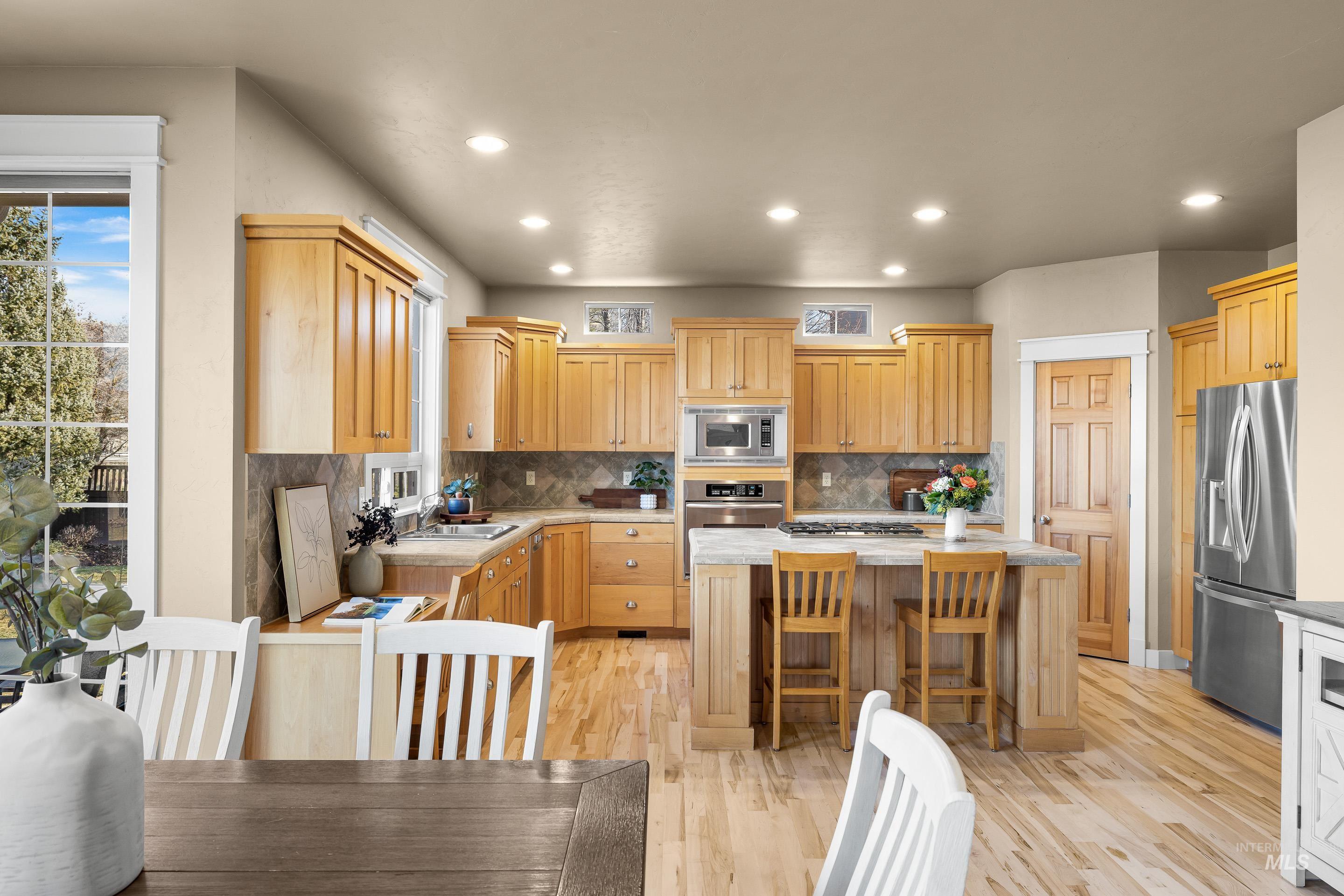 13489 N 5th Ave, Boise, Idaho 83714, 4 Bedrooms, 3.5 Bathrooms, Residential For Sale, Price $859,000,MLS 98973815