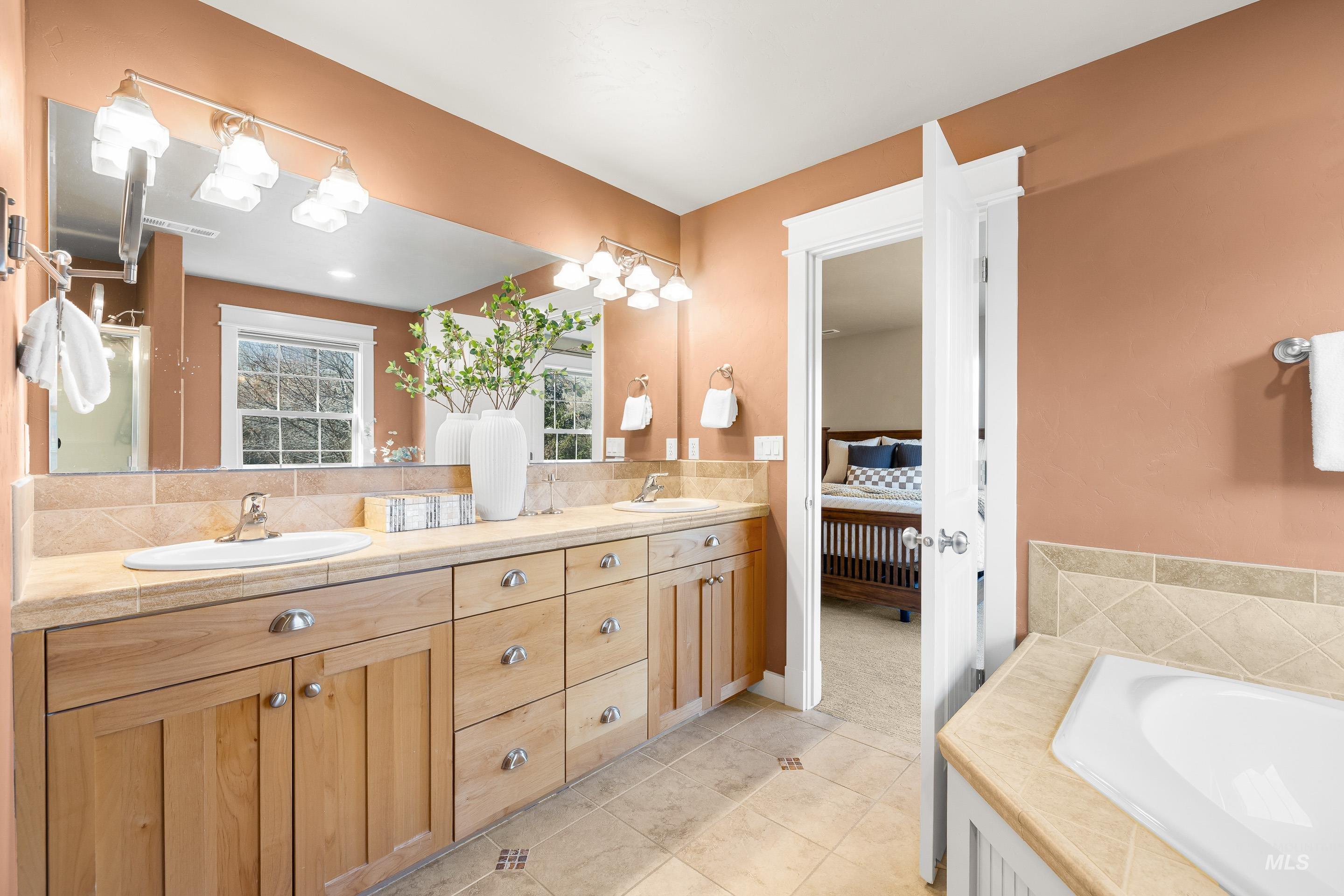 13489 N 5th Ave, Boise, Idaho 83714, 4 Bedrooms, 3.5 Bathrooms, Residential For Sale, Price $859,000,MLS 98973815