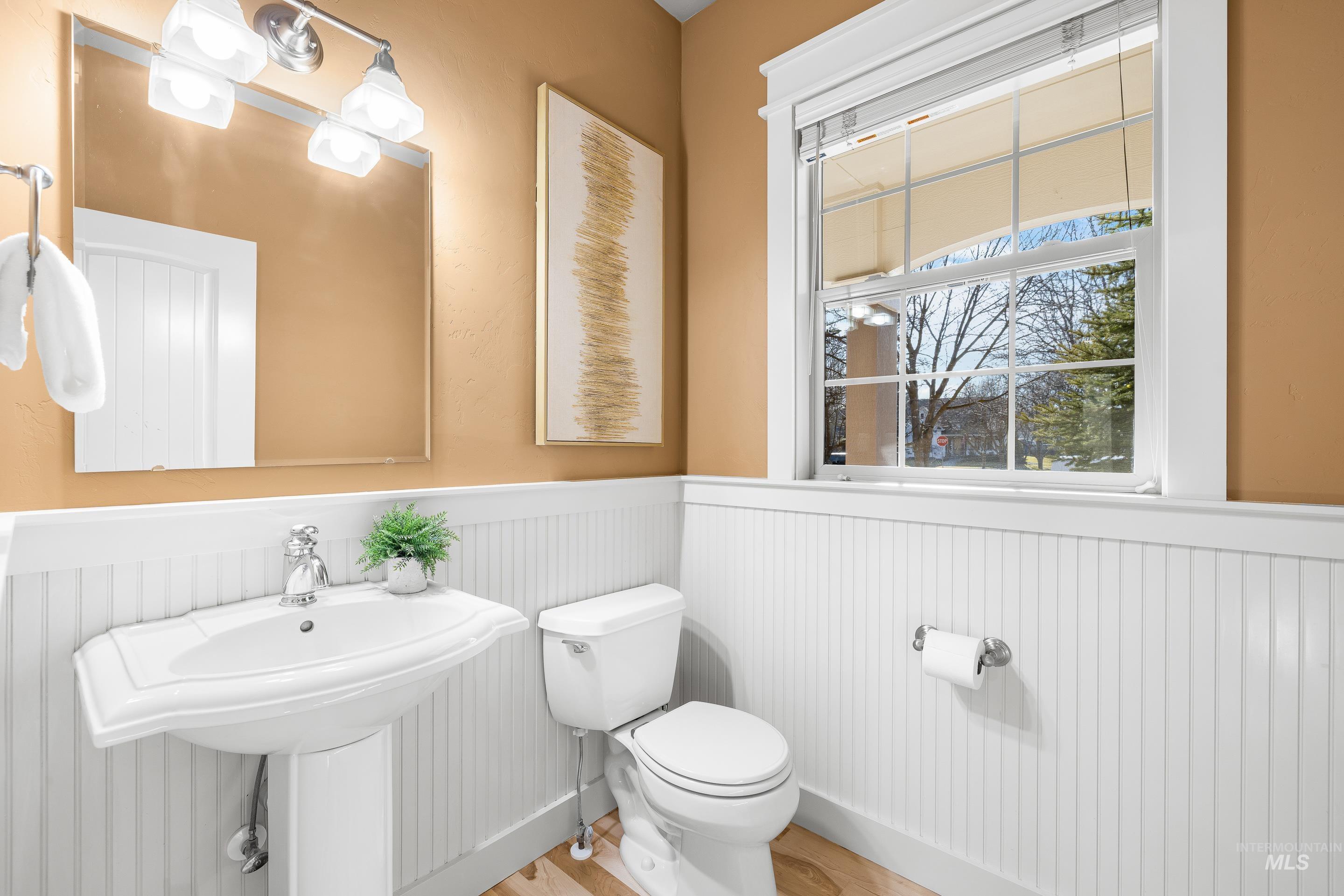 13489 N 5th Ave, Boise, Idaho 83714, 4 Bedrooms, 3.5 Bathrooms, Residential For Sale, Price $859,000,MLS 98973815