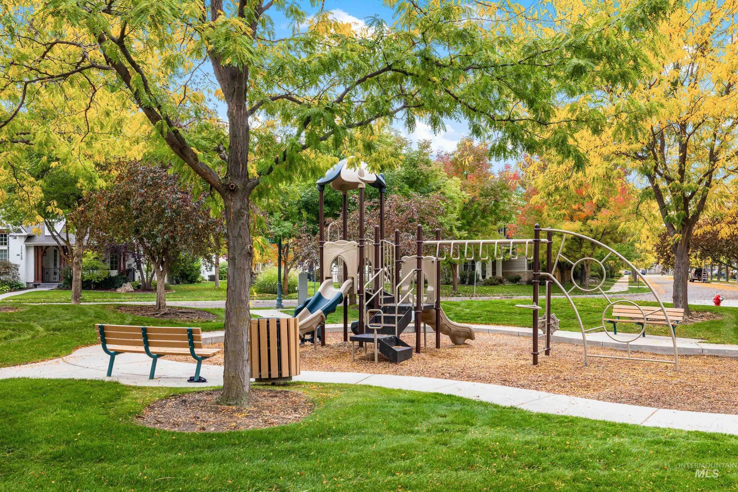 13489 N 5th Ave, Boise, Idaho 83714, 4 Bedrooms, 3.5 Bathrooms, Residential For Sale, Price $859,000,MLS 98973815