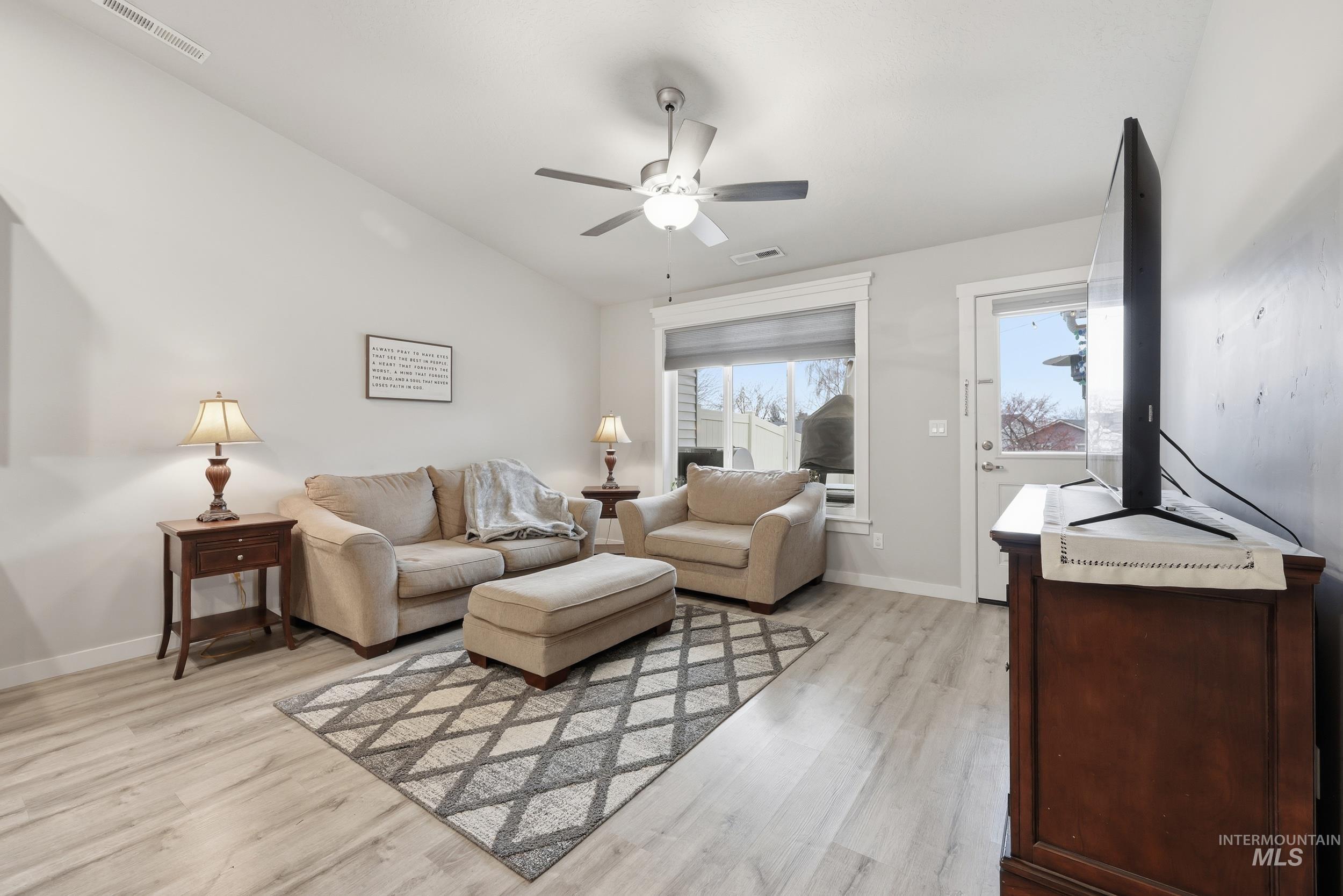 1655 E Netley St, Meridian, Idaho 83646, 2 Bedrooms, 2 Bathrooms, Residential For Sale, Price $405,990,MLS 98973816