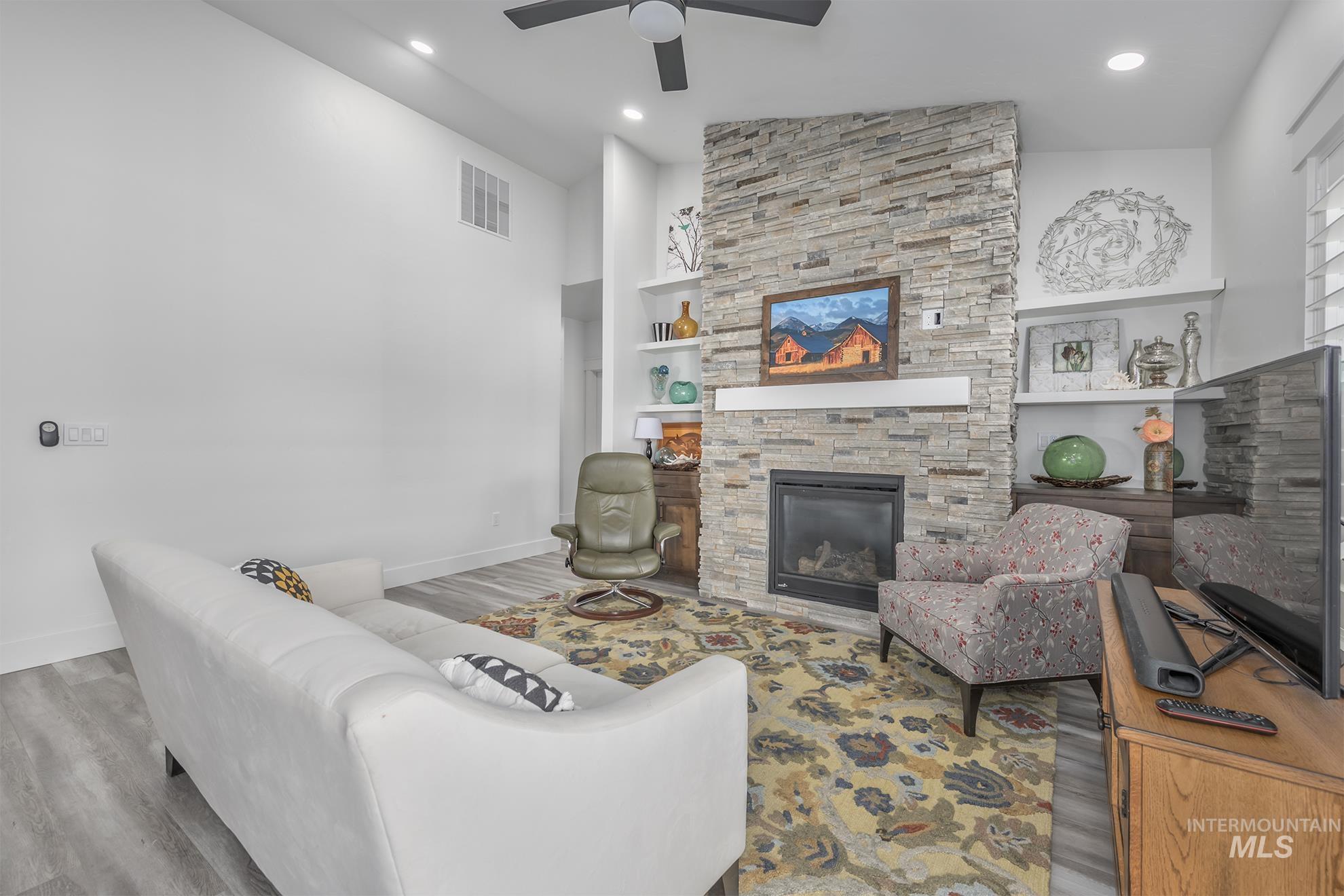 2585 NE 15th Avenue, Payette, Idaho 83611-2087, 3 Bedrooms, 2.5 Bathrooms, Residential For Sale, Price $438,000,MLS 98973817