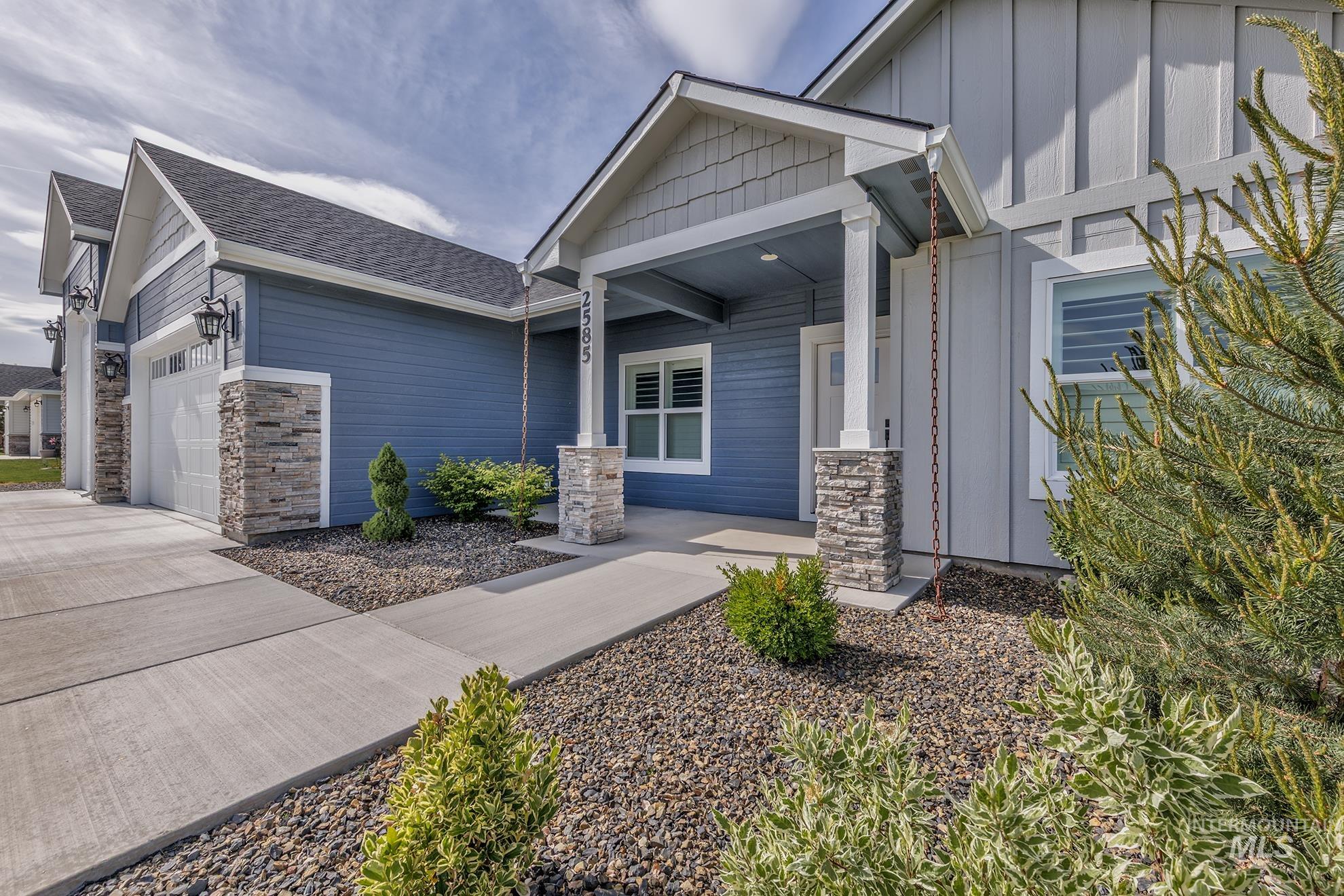 2585 NE 15th Avenue, Payette, Idaho 83611-2087, 3 Bedrooms, 2.5 Bathrooms, Residential For Sale, Price $438,000,MLS 98973817