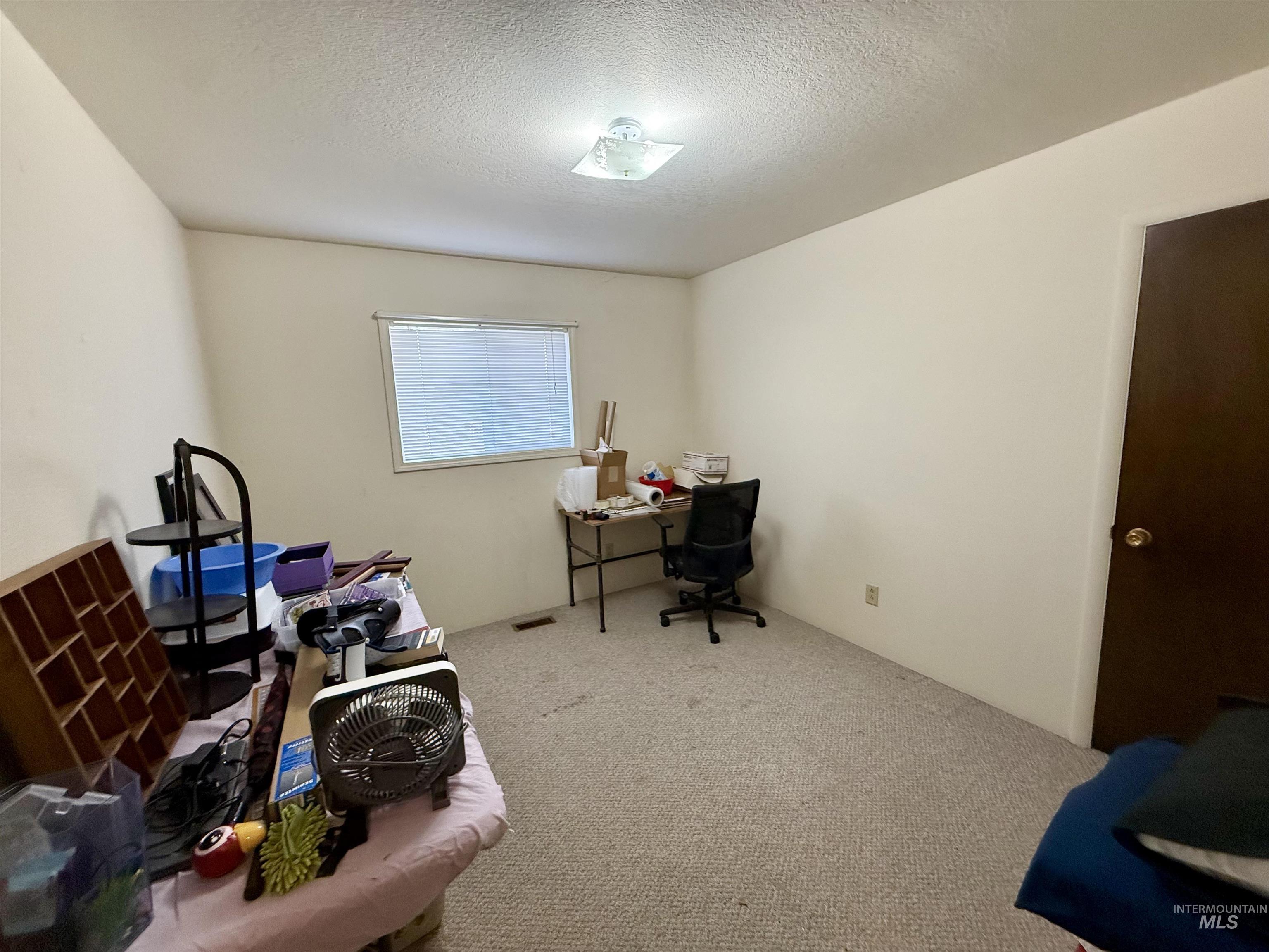 4406 S Montana Ave, Caldwell, Idaho 83607-8189, 3 Bedrooms, 2 Bathrooms, Residential For Sale, Price $395,000,MLS 98973818