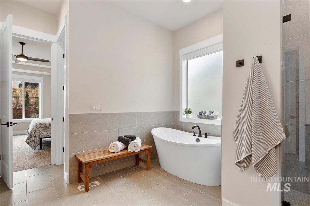 18071 N Burnt Car Way, Boise, Idaho 83714, 3 Bedrooms, 2.5 Bathrooms, Residential For Sale, Price $849,900,MLS 98973819