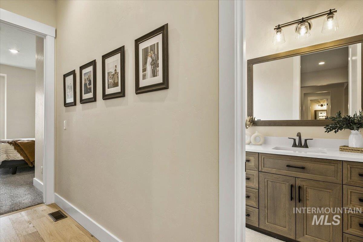 18071 N Burnt Car Way, Boise, Idaho 83714, 3 Bedrooms, 2.5 Bathrooms, Residential For Sale, Price $849,900,MLS 98973819