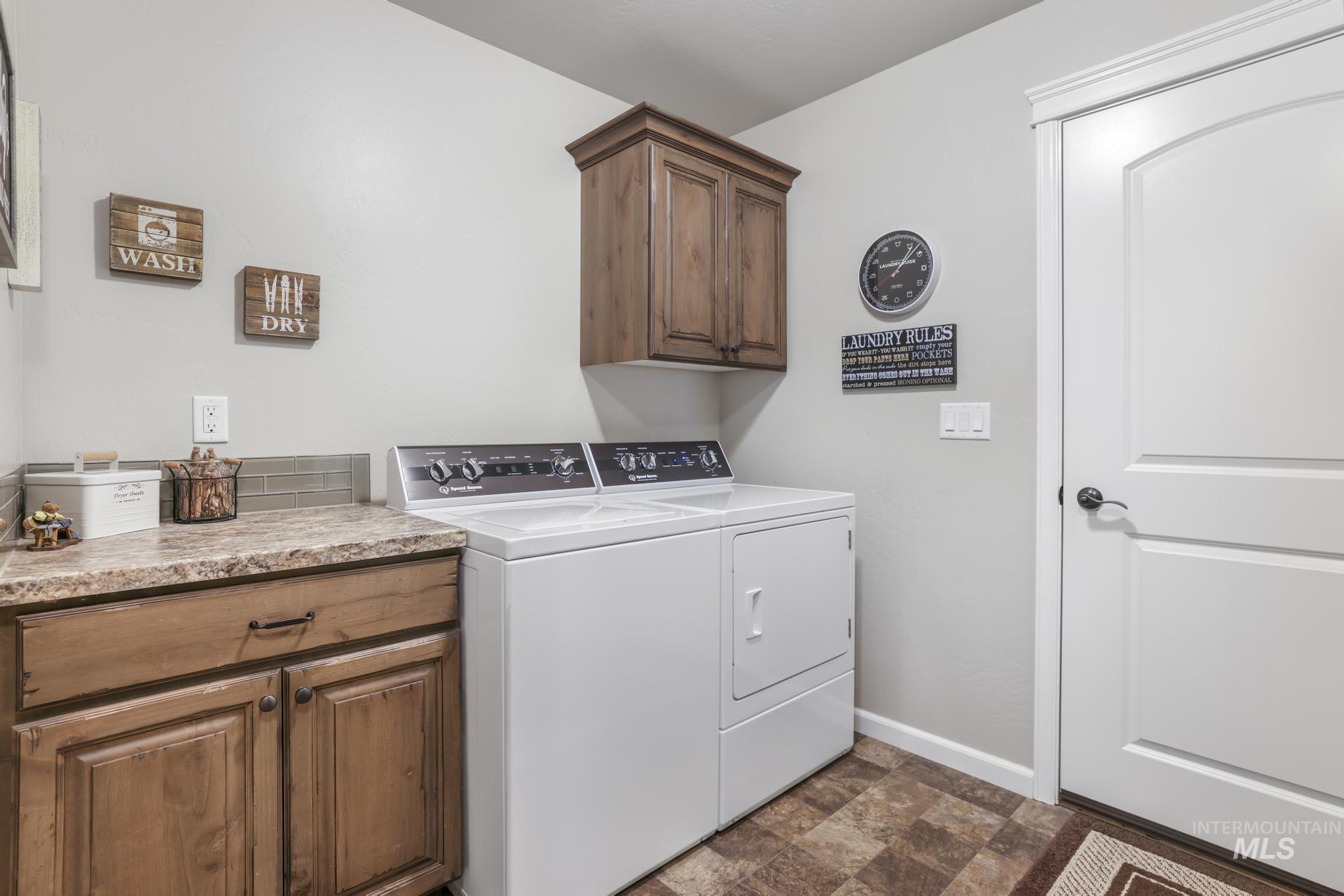 2403 Yellowstone Trail, Burley, Idaho 83318, 3 Bedrooms, 2 Bathrooms, Residential For Sale, Price $340,000,MLS 98973820