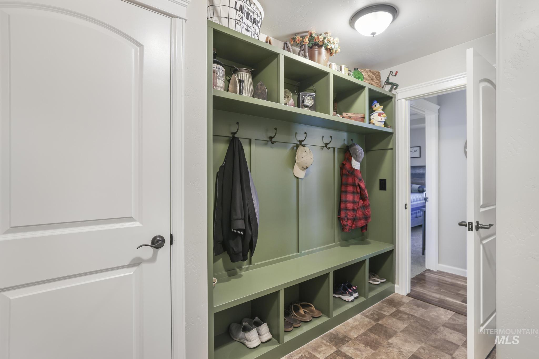 2403 Yellowstone Trail, Burley, Idaho 83318, 3 Bedrooms, 2 Bathrooms, Residential For Sale, Price $340,000,MLS 98973820