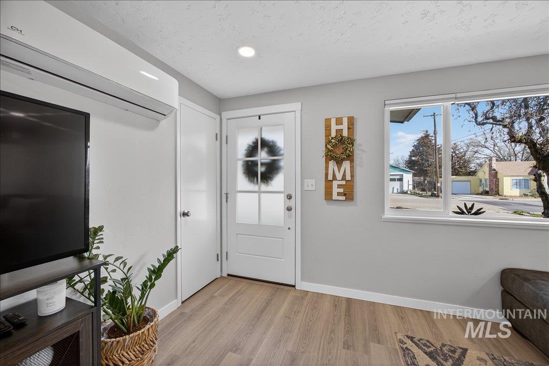 1711 6th St. S., Nampa, Idaho 83651, 2 Bedrooms, 1 Bathroom, Residential For Sale, Price $349,900,MLS 98973822