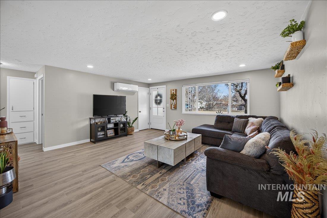 1711 6th St. S., Nampa, Idaho 83651, 2 Bedrooms, 1 Bathroom, Residential For Sale, Price $349,900,MLS 98973822