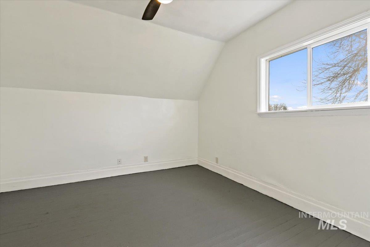 213 E Freeport Street, Caldwell, Idaho 83605, 3 Bedrooms, 2 Bathrooms, Residential For Sale, Price $299,900,MLS 98973823