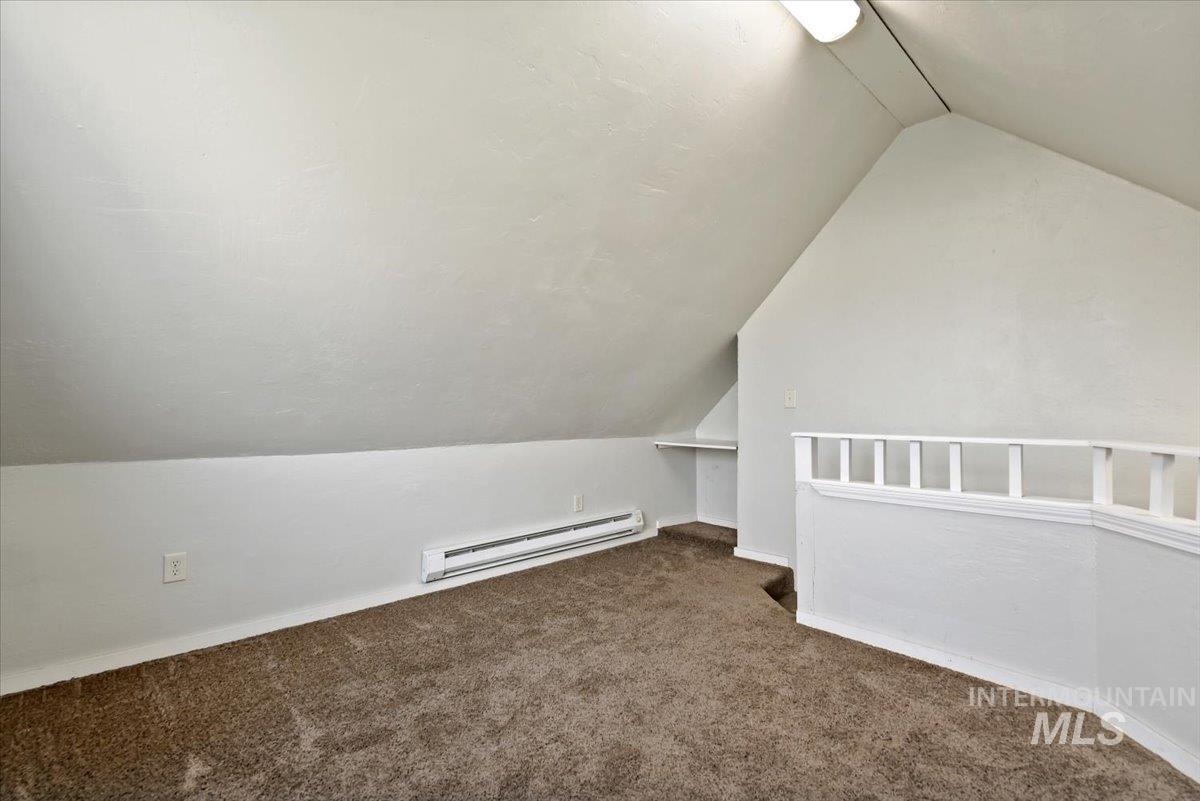 213 E Freeport Street, Caldwell, Idaho 83605, 3 Bedrooms, 2 Bathrooms, Residential For Sale, Price $299,900,MLS 98973823