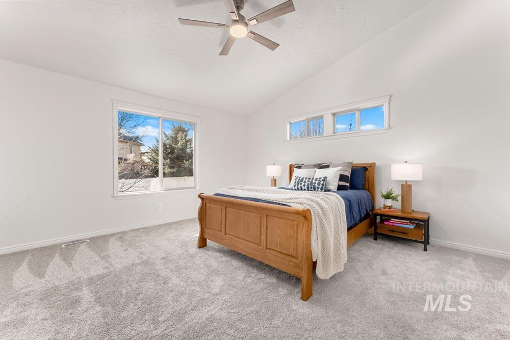 827 E Fallingbranch Ct, Meridian, Idaho 83642, 4 Bedrooms, 2.5 Bathrooms, Residential For Sale, Price $549,900,MLS 98973824