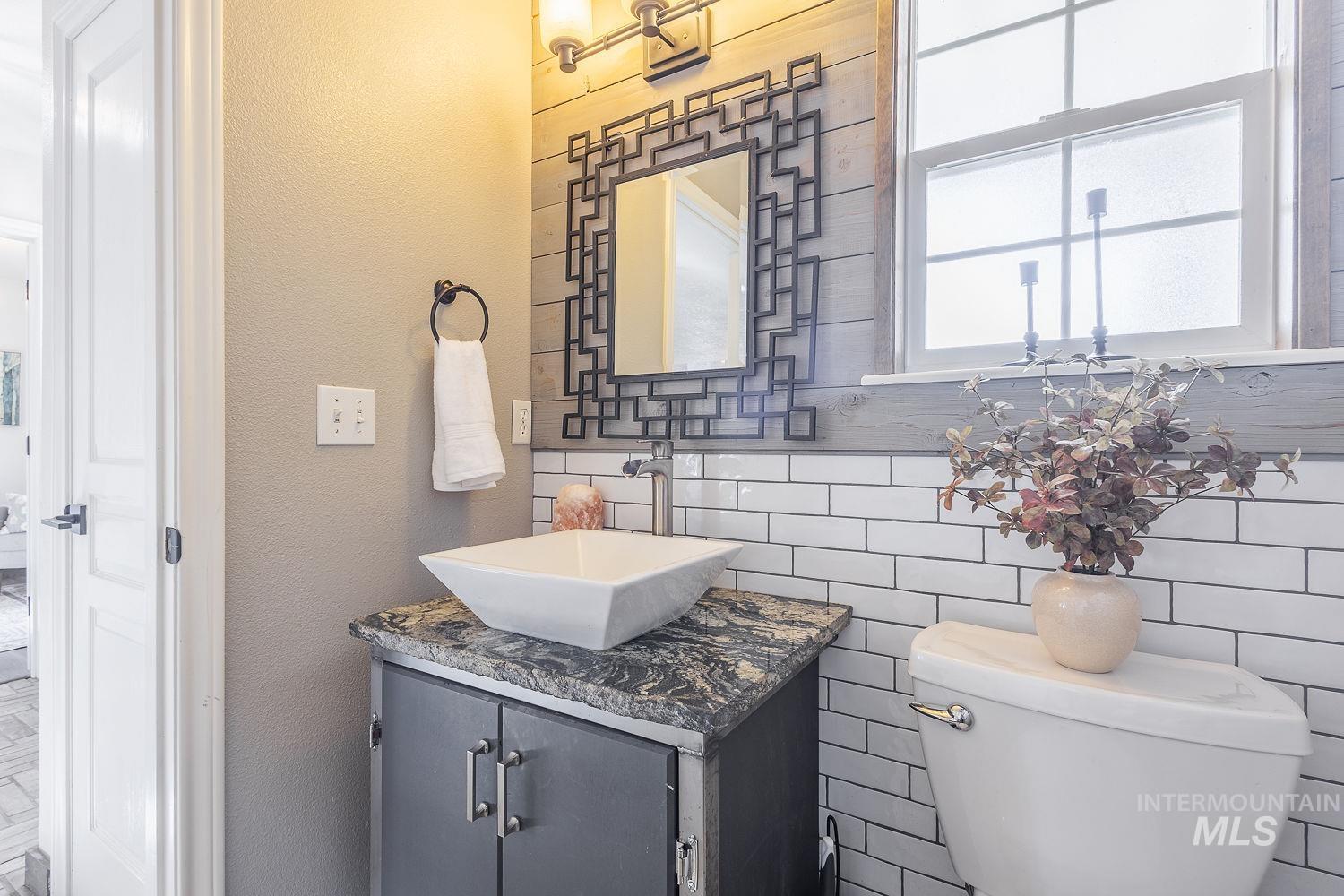 1820 W Lotus Ponds Court, Nampa, Idaho 83651, 4 Bedrooms, 2.5 Bathrooms, Residential For Sale, Price $428,900,MLS 98973827