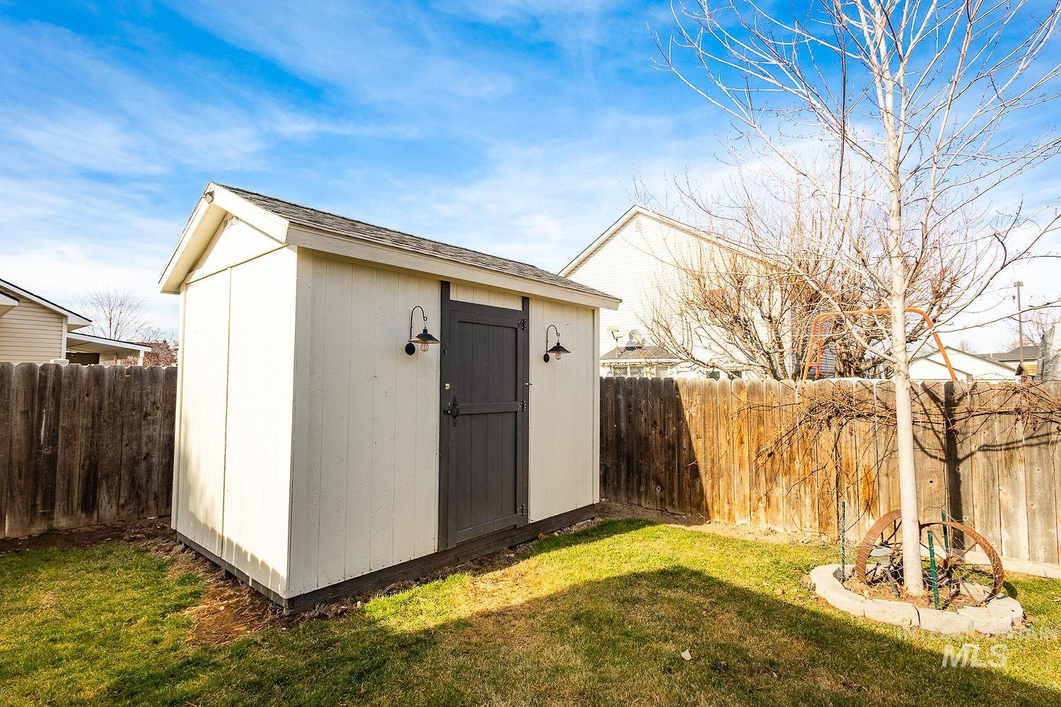 1820 W Lotus Ponds Court, Nampa, Idaho 83651, 4 Bedrooms, 2.5 Bathrooms, Residential For Sale, Price $428,900,MLS 98973827