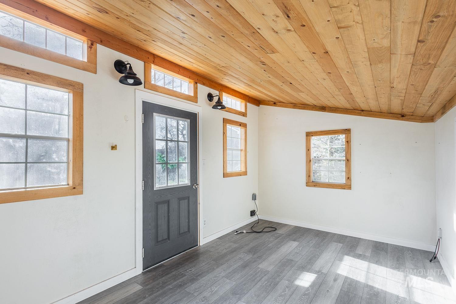 1820 W Lotus Ponds Court, Nampa, Idaho 83651, 4 Bedrooms, 2.5 Bathrooms, Residential For Sale, Price $428,900,MLS 98973827