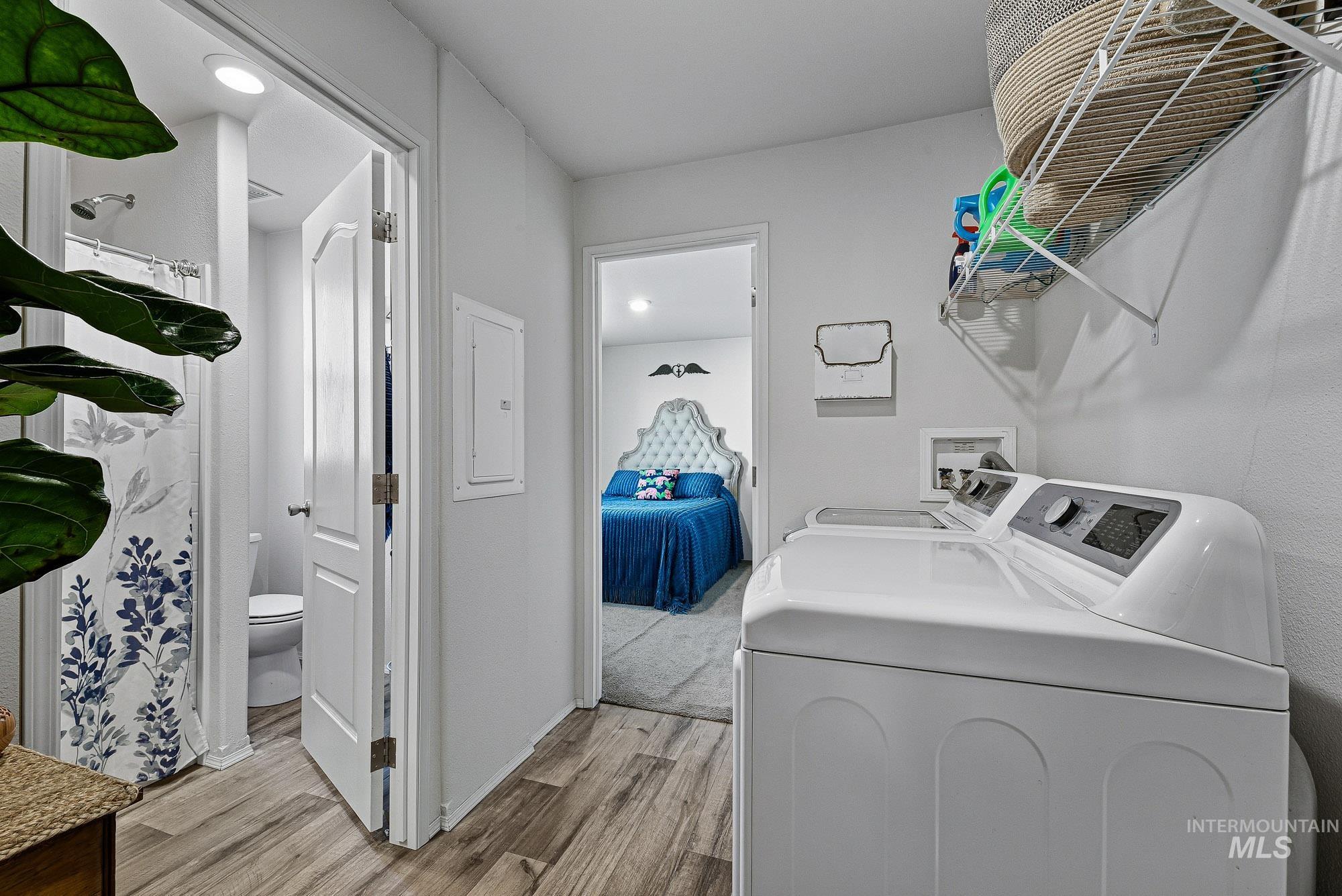 2710 N Pilgrim Lane, Boise, Idaho 83704-9419, 2 Bedrooms, 1 Bathroom, Residential For Sale, Price $115,000,MLS 98973829