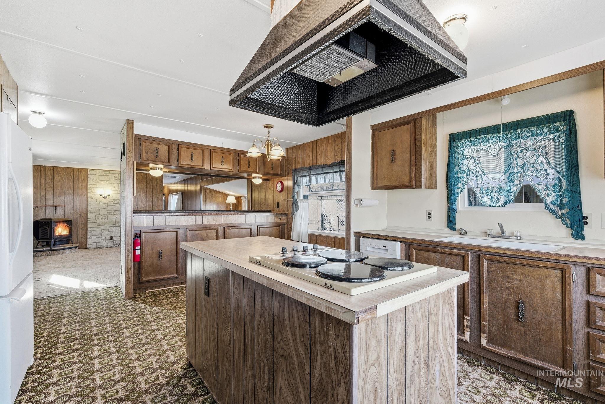 7015 W Royal Glen Lane, Boise, Idaho 83714, 2 Bedrooms, 1.5 Bathrooms, Residential For Sale, Price $79,900,MLS 98973830