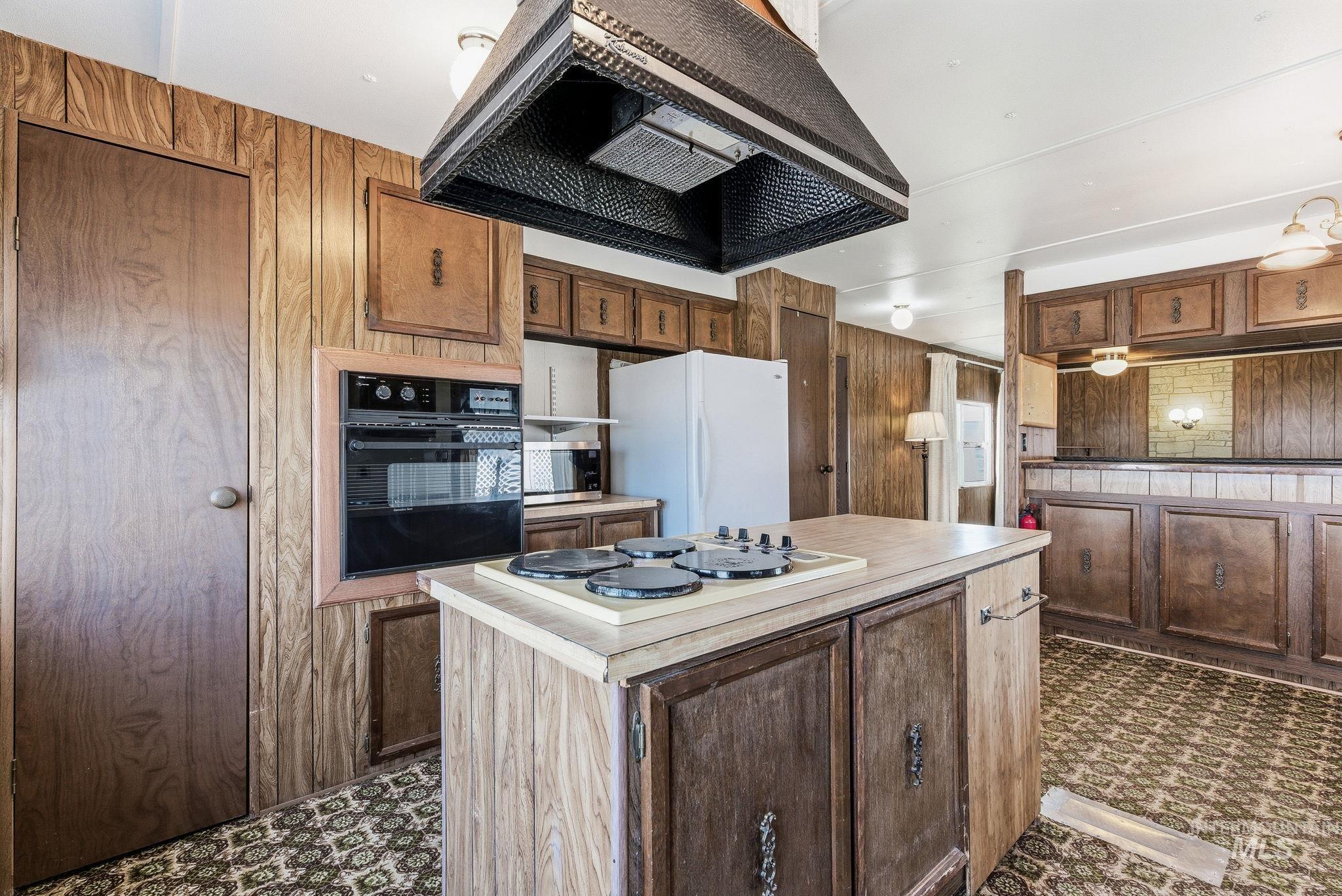 7015 W Royal Glen Lane, Boise, Idaho 83714, 2 Bedrooms, 1.5 Bathrooms, Residential For Sale, Price $79,900,MLS 98973830