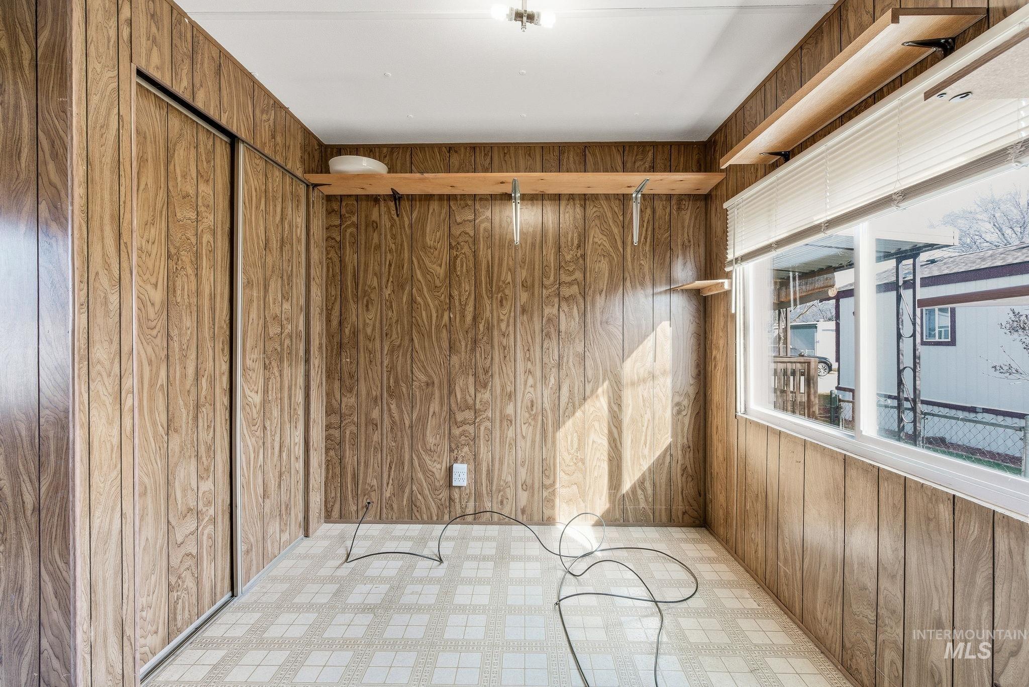 7015 W Royal Glen Lane, Boise, Idaho 83714, 2 Bedrooms, 1.5 Bathrooms, Residential For Sale, Price $79,900,MLS 98973830