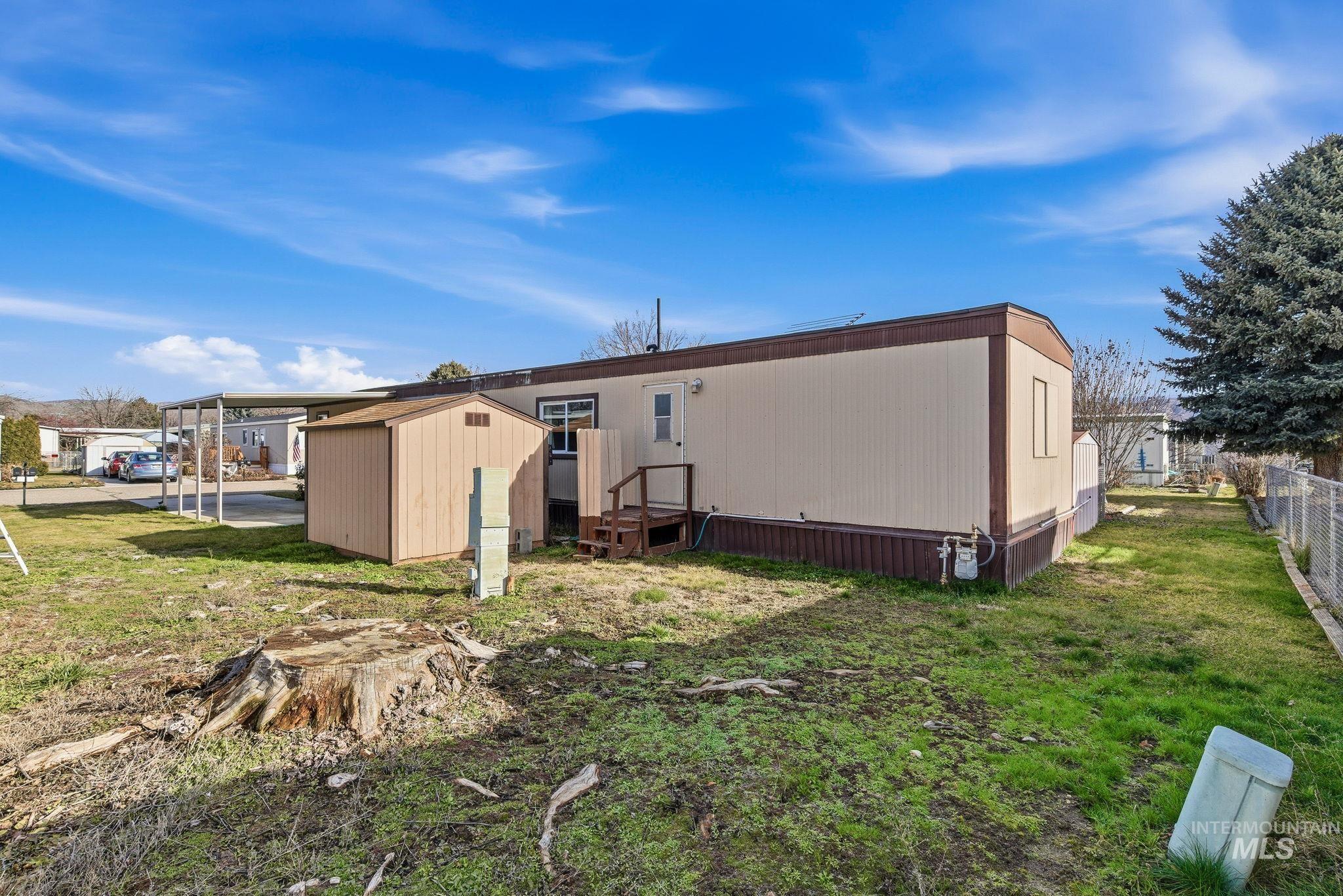 7015 W Royal Glen Lane, Boise, Idaho 83714, 2 Bedrooms, 1.5 Bathrooms, Residential For Sale, Price $79,900,MLS 98973830