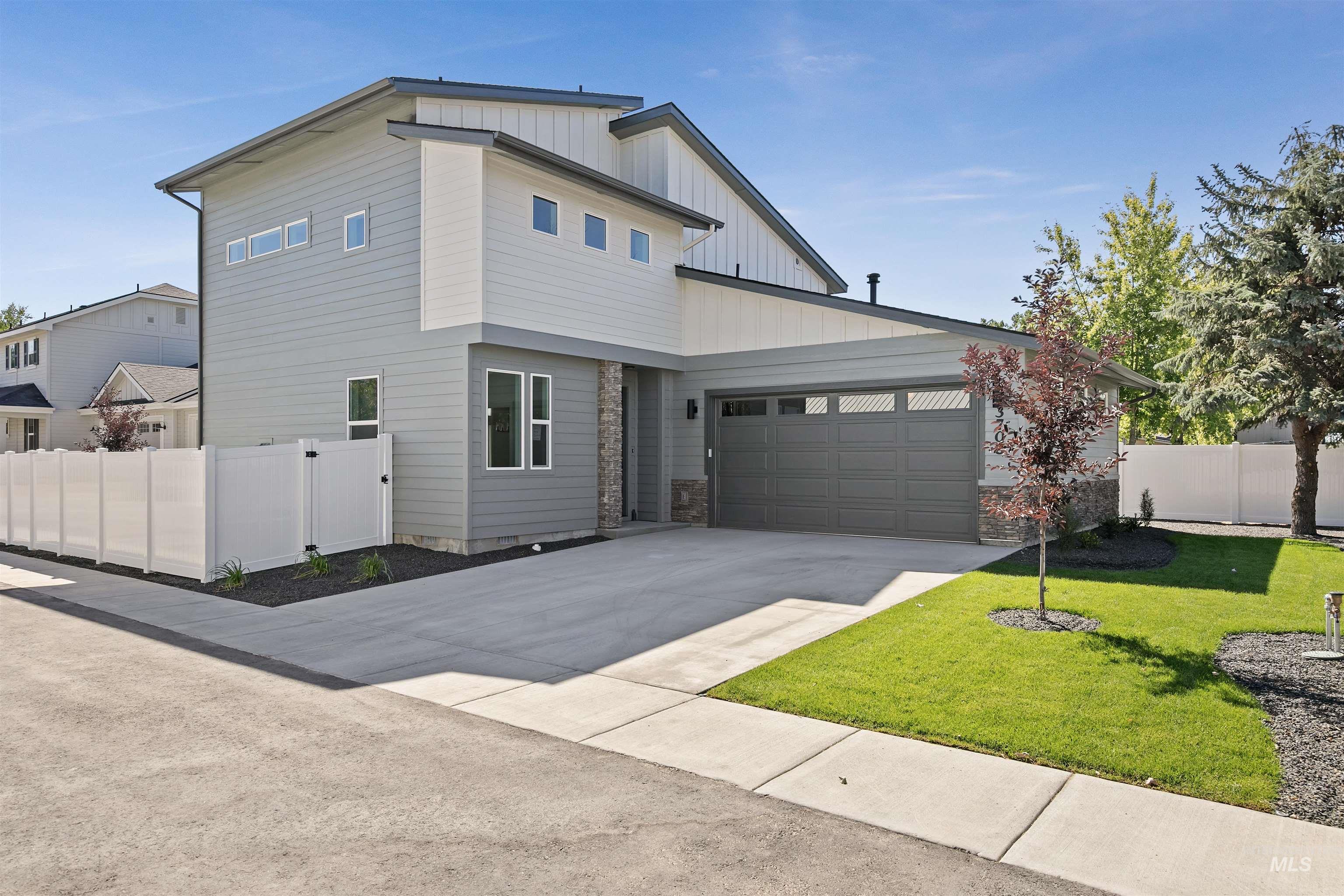 3708 Jackie Lane, Boise, Idaho 83704-0000, 3 Bedrooms, 2.5 Bathrooms, Residential For Sale, Price $549,900,MLS 98973831