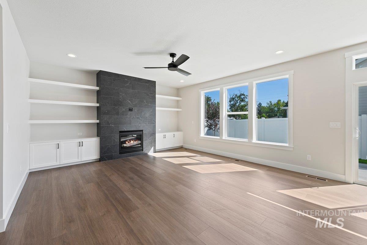 3708 Jackie Lane, Boise, Idaho 83704-0000, 3 Bedrooms, 2.5 Bathrooms, Residential For Sale, Price $549,900,MLS 98973831