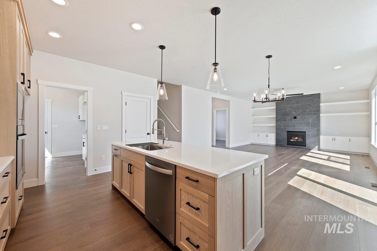 3708 Jackie Lane, Boise, Idaho 83704-0000, 3 Bedrooms, 2.5 Bathrooms, Residential For Sale, Price $549,900,MLS 98973831