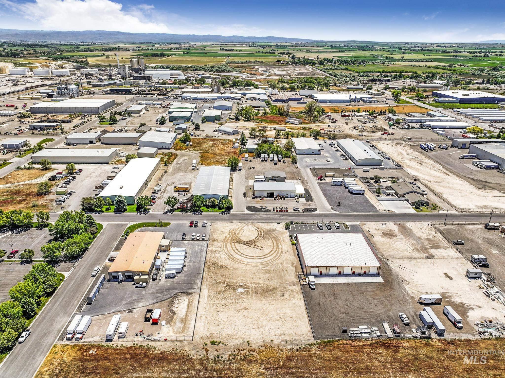 2361 Eldridge Ave, Twin Falls, Idaho 83301, Business/Commercial For Sale, Price $450,000,MLS 98973835