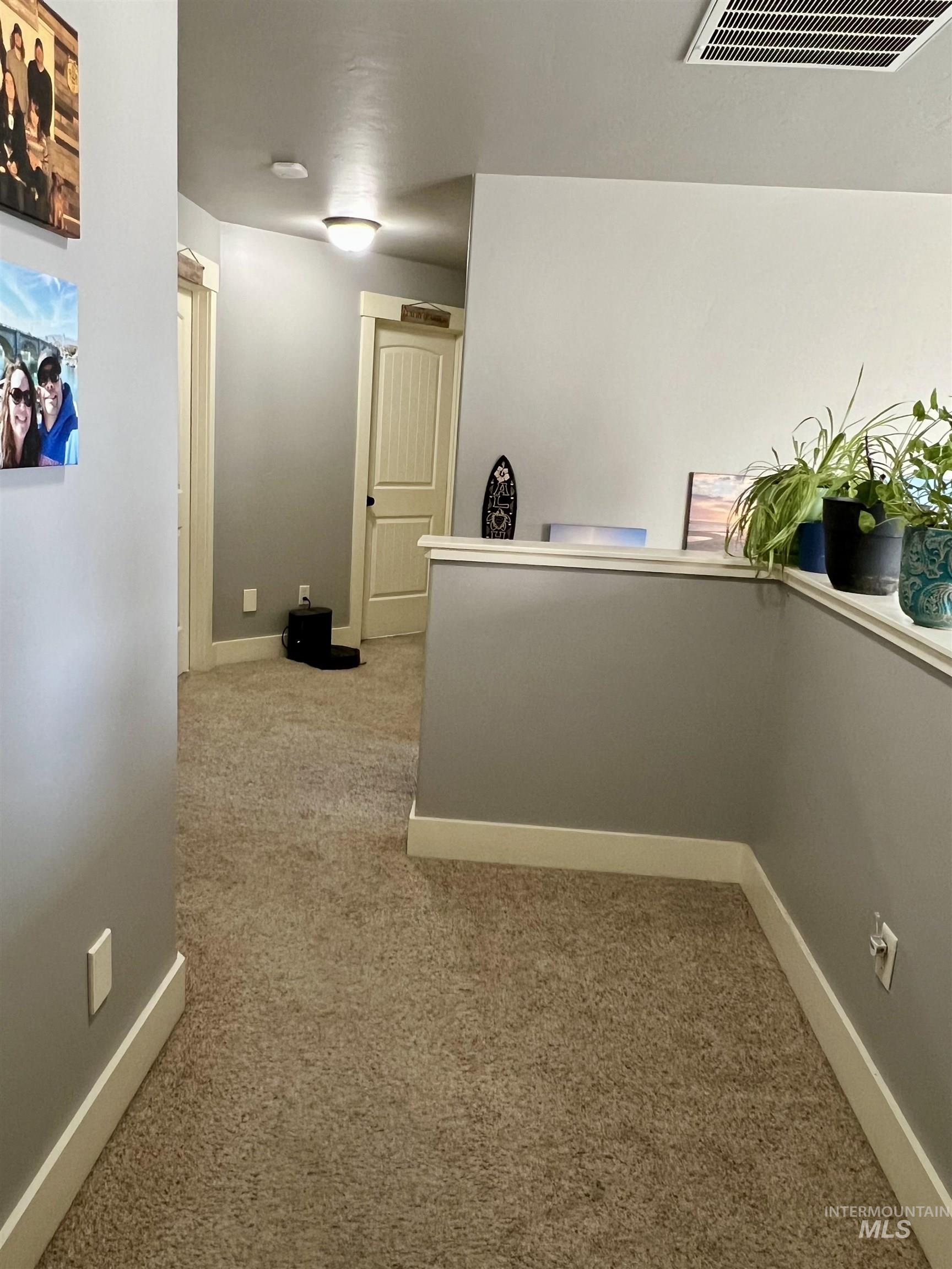 9156 W Ben St, Boise, Idaho 83714, 5 Bedrooms, 2.5 Bathrooms, Residential For Sale, Price $650,000,MLS 98973836