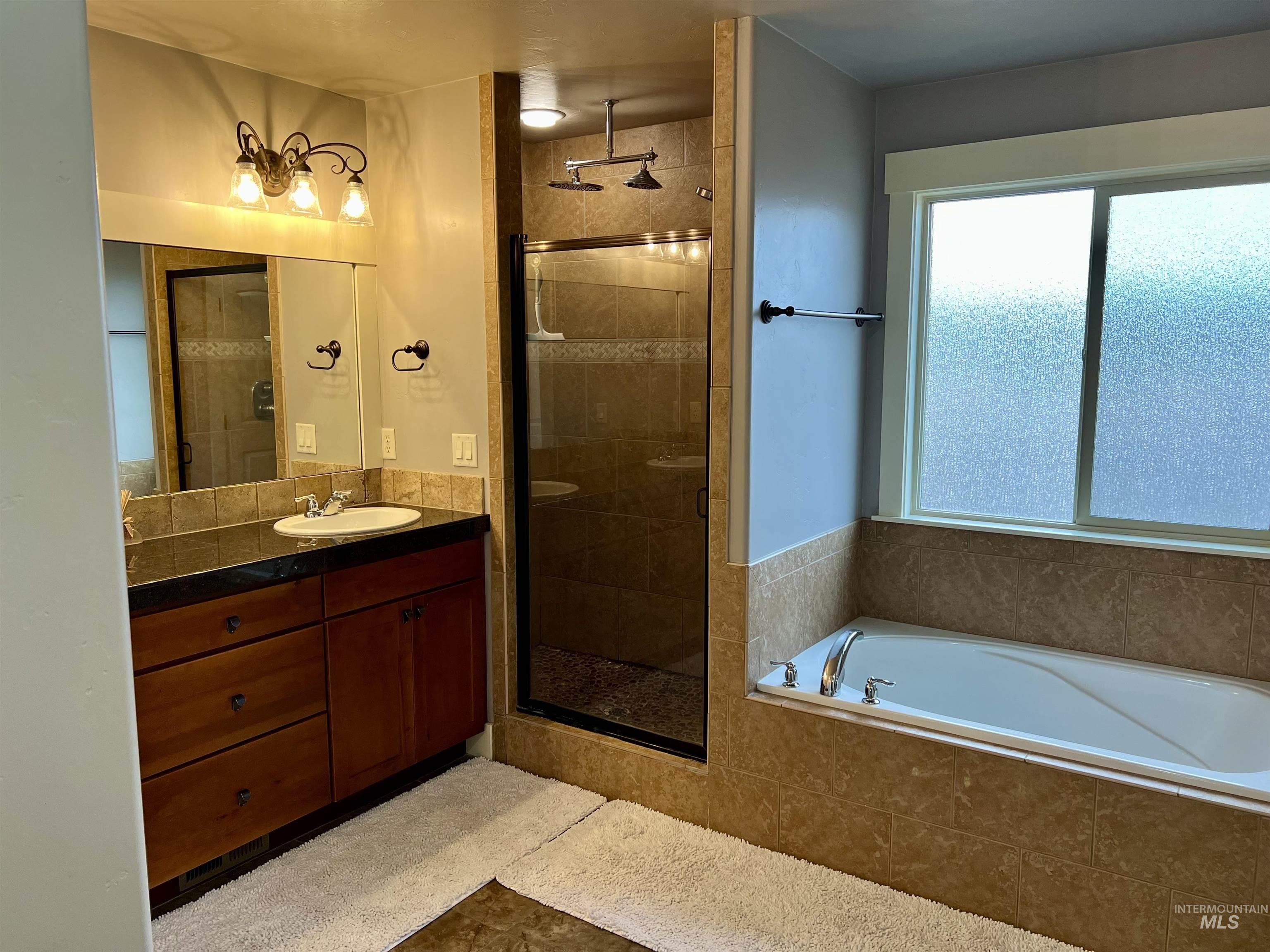 9156 W Ben St, Boise, Idaho 83714, 5 Bedrooms, 2.5 Bathrooms, Residential For Sale, Price $650,000,MLS 98973836