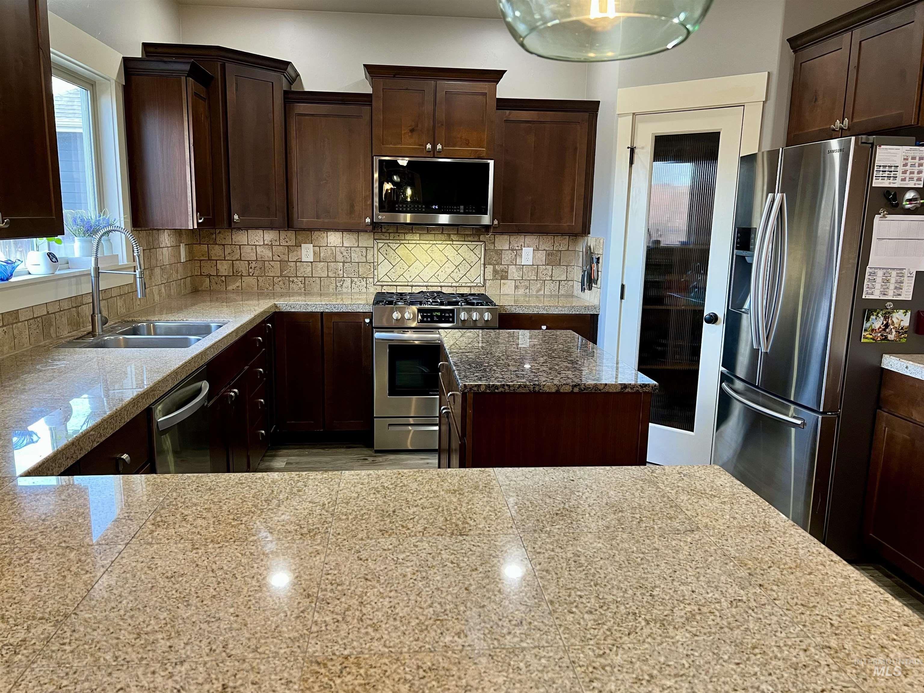 9156 W Ben St, Boise, Idaho 83714, 5 Bedrooms, 2.5 Bathrooms, Residential For Sale, Price $650,000,MLS 98973836