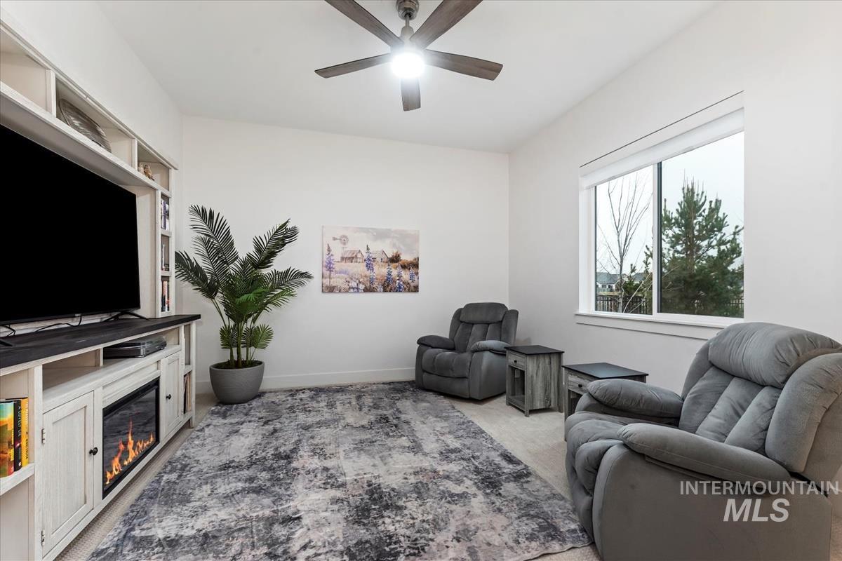 207 S Eagles Roost Way, Eagle, Idaho 83616, 4 Bedrooms, 4.5 Bathrooms, Residential For Sale, Price $1,339,000,MLS 98973837