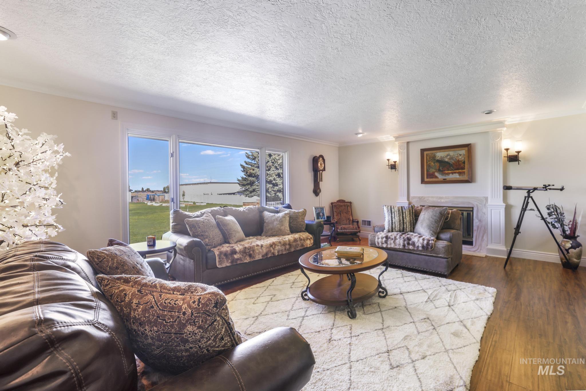 162 Aspen Crest Lane, Burley, Idaho 83318, 4 Bedrooms, 3.5 Bathrooms, Residential For Sale, Price $865,000,MLS 98973838