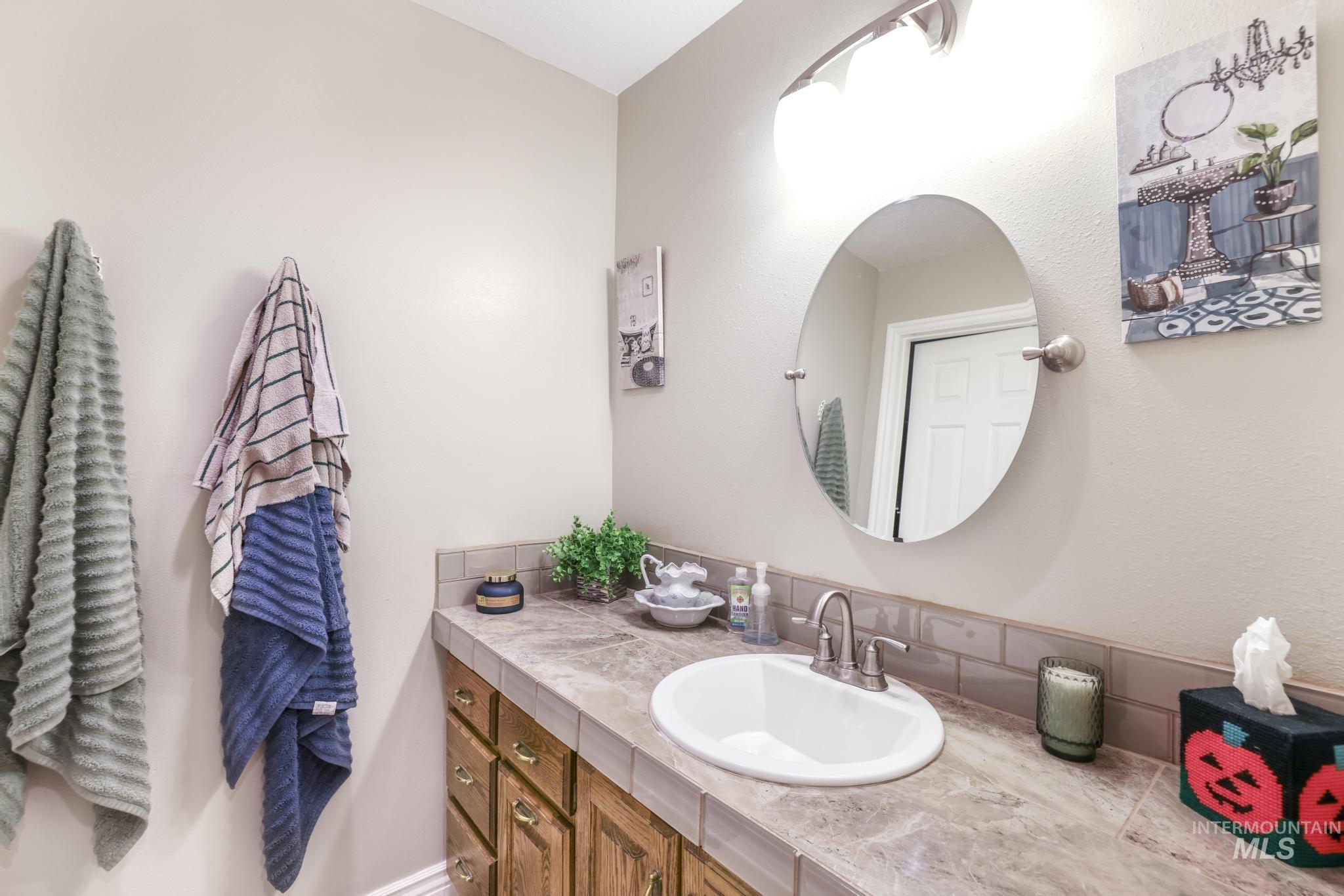 162 Aspen Crest Lane, Burley, Idaho 83318, 4 Bedrooms, 3.5 Bathrooms, Residential For Sale, Price $865,000,MLS 98973838