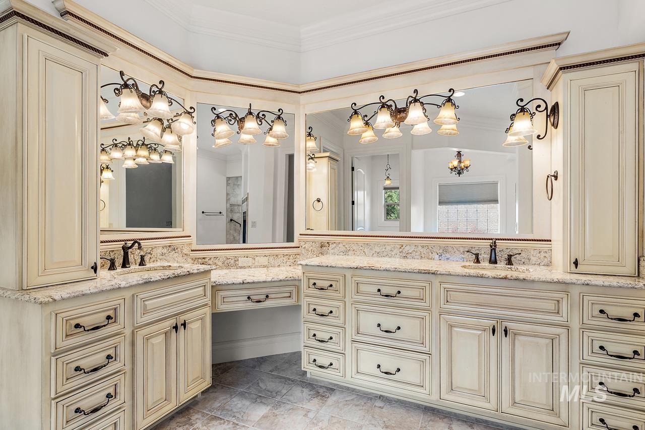 1046 W Sherington Dr., Eagle, Idaho 83616, 4 Bedrooms, 5 Bathrooms, Residential For Sale, Price $2,850,000,MLS 98973839