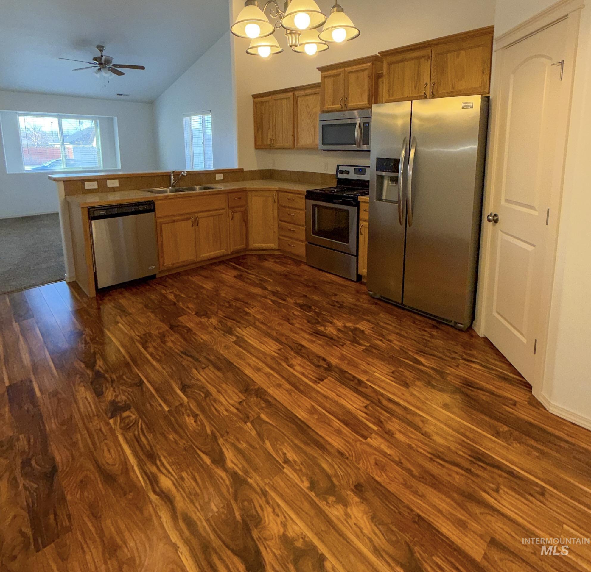 702 Emerald, Rupert, Idaho 83350, 3 Bedrooms, 2 Bathrooms, Residential For Sale, Price $292,000,MLS 98973840