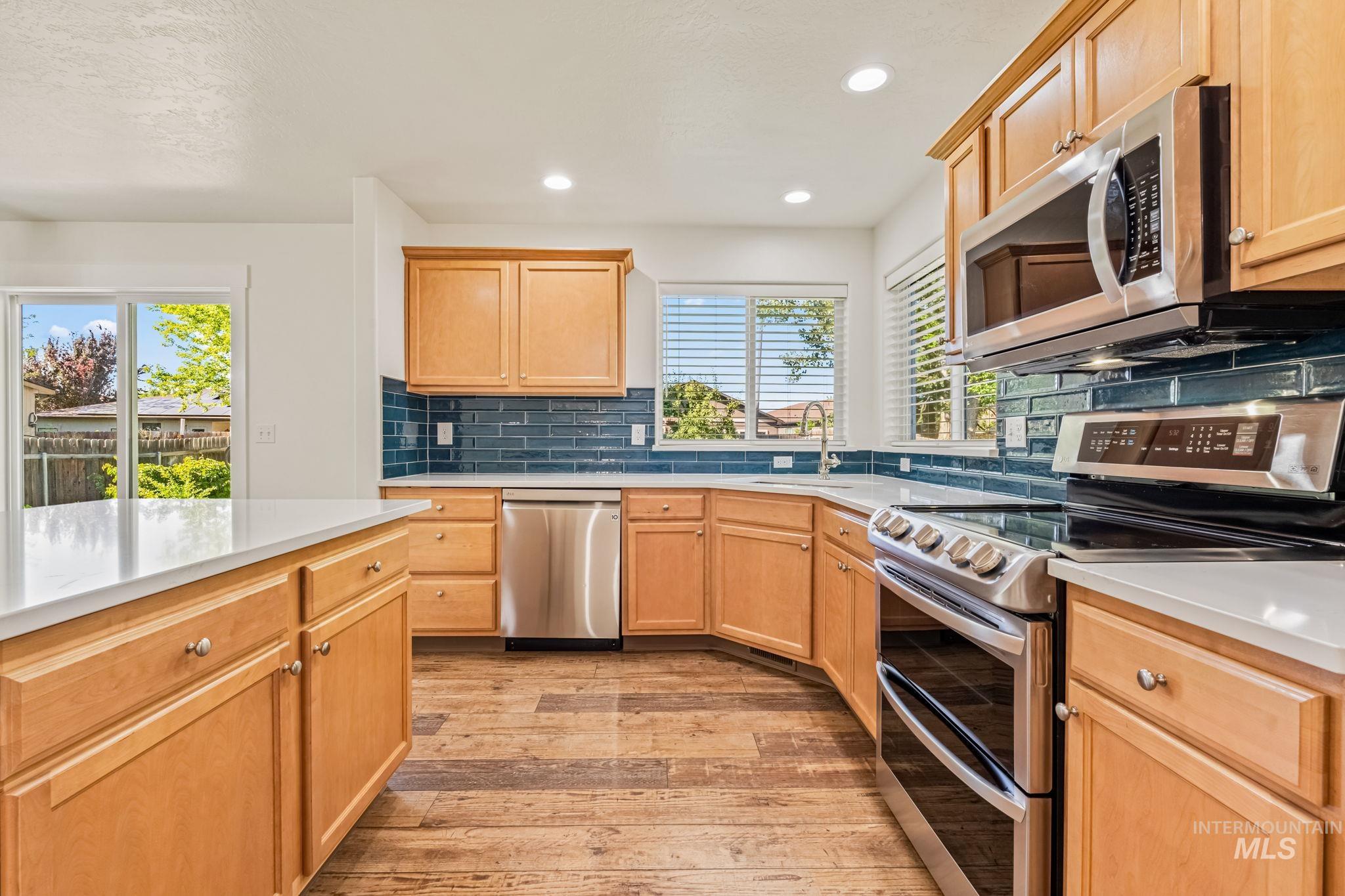 232 E Producer Drive, Meridian, Idaho 83646, 4 Bedrooms, 2.5 Bathrooms, Residential For Sale, Price $550,000,MLS 98973842