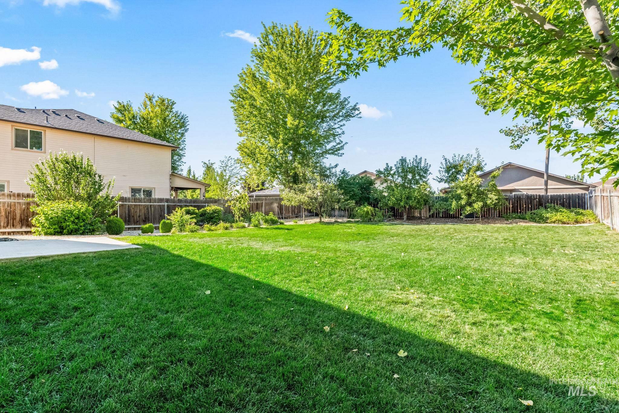 232 E Producer Drive, Meridian, Idaho 83646, 4 Bedrooms, 2.5 Bathrooms, Residential For Sale, Price $550,000,MLS 98973842