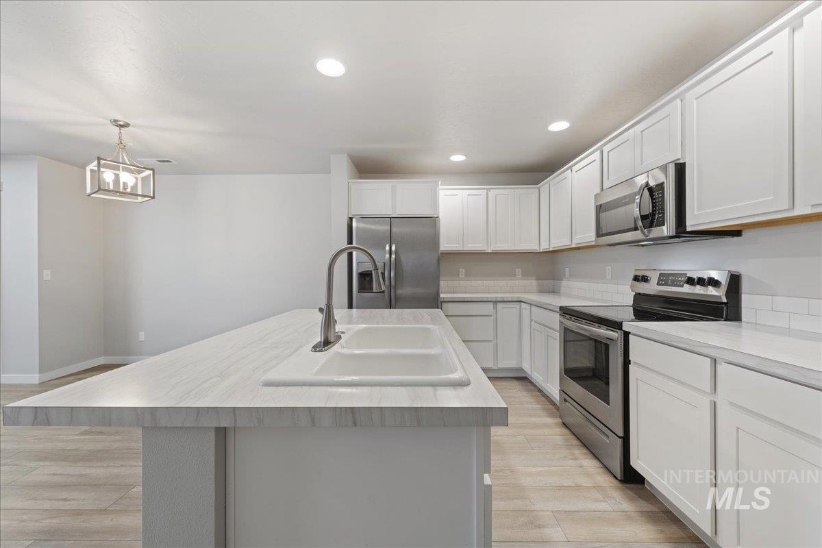 2479 E Goldstone St, Meridian, Idaho 83642-5374, 3 Bedrooms, 2.5 Bathrooms, Residential For Sale, Price $380,990,MLS 98973847