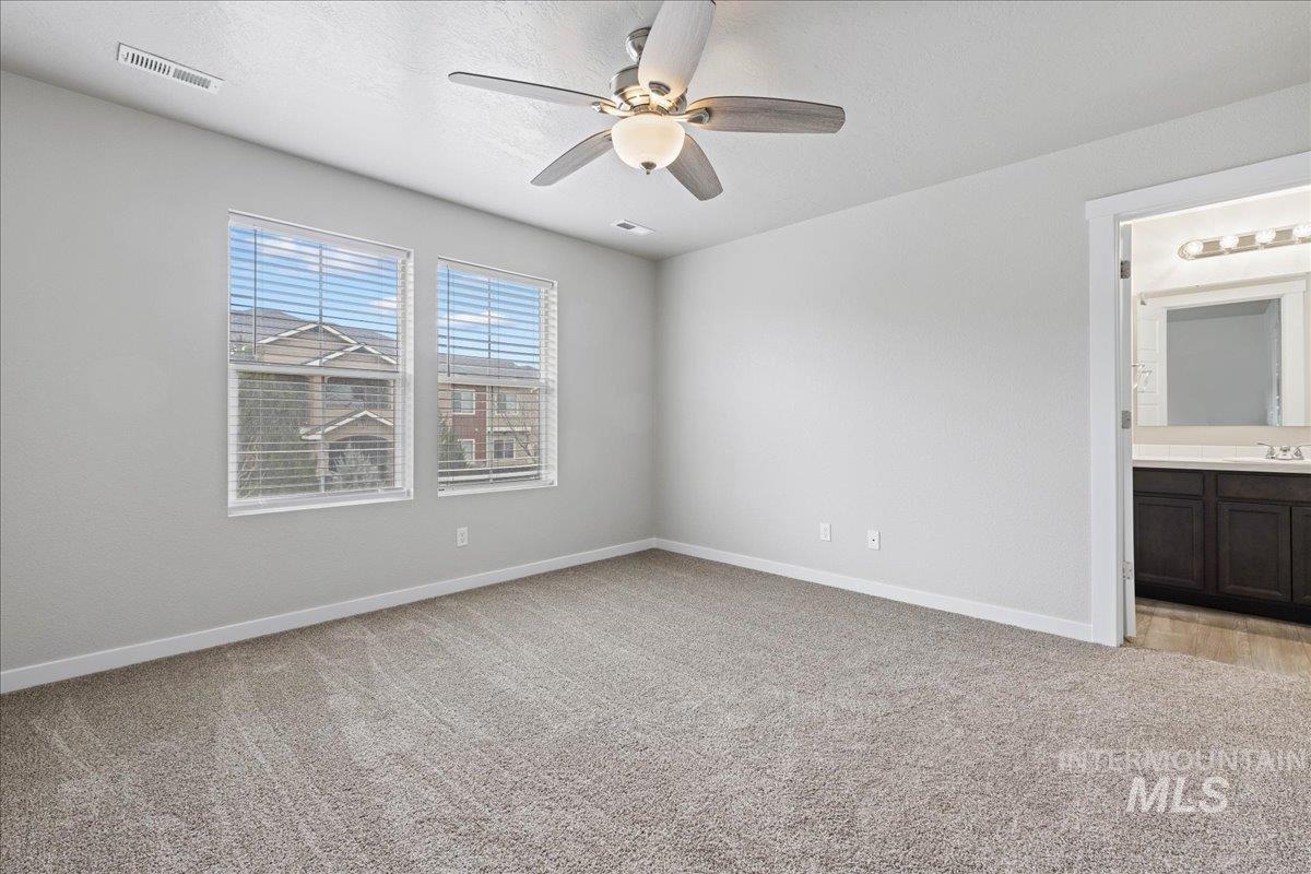 2500 E Blue Tick St, Meridian, Idaho 83642-5374, 2 Bedrooms, 2.5 Bathrooms, Residential For Sale, Price $349,990,MLS 98973848