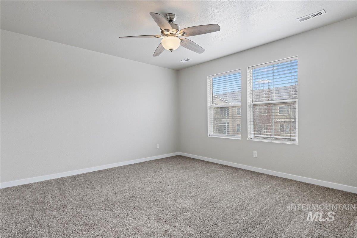 2500 E Blue Tick St, Meridian, Idaho 83642-5374, 2 Bedrooms, 2.5 Bathrooms, Residential For Sale, Price $349,990,MLS 98973848