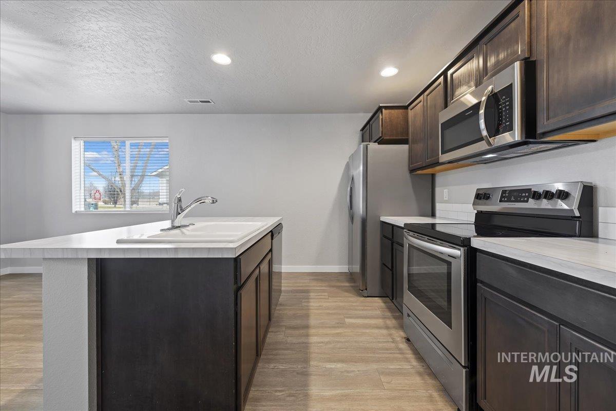 2500 E Blue Tick St, Meridian, Idaho 83642-5374, 2 Bedrooms, 2.5 Bathrooms, Residential For Sale, Price $349,990,MLS 98973848