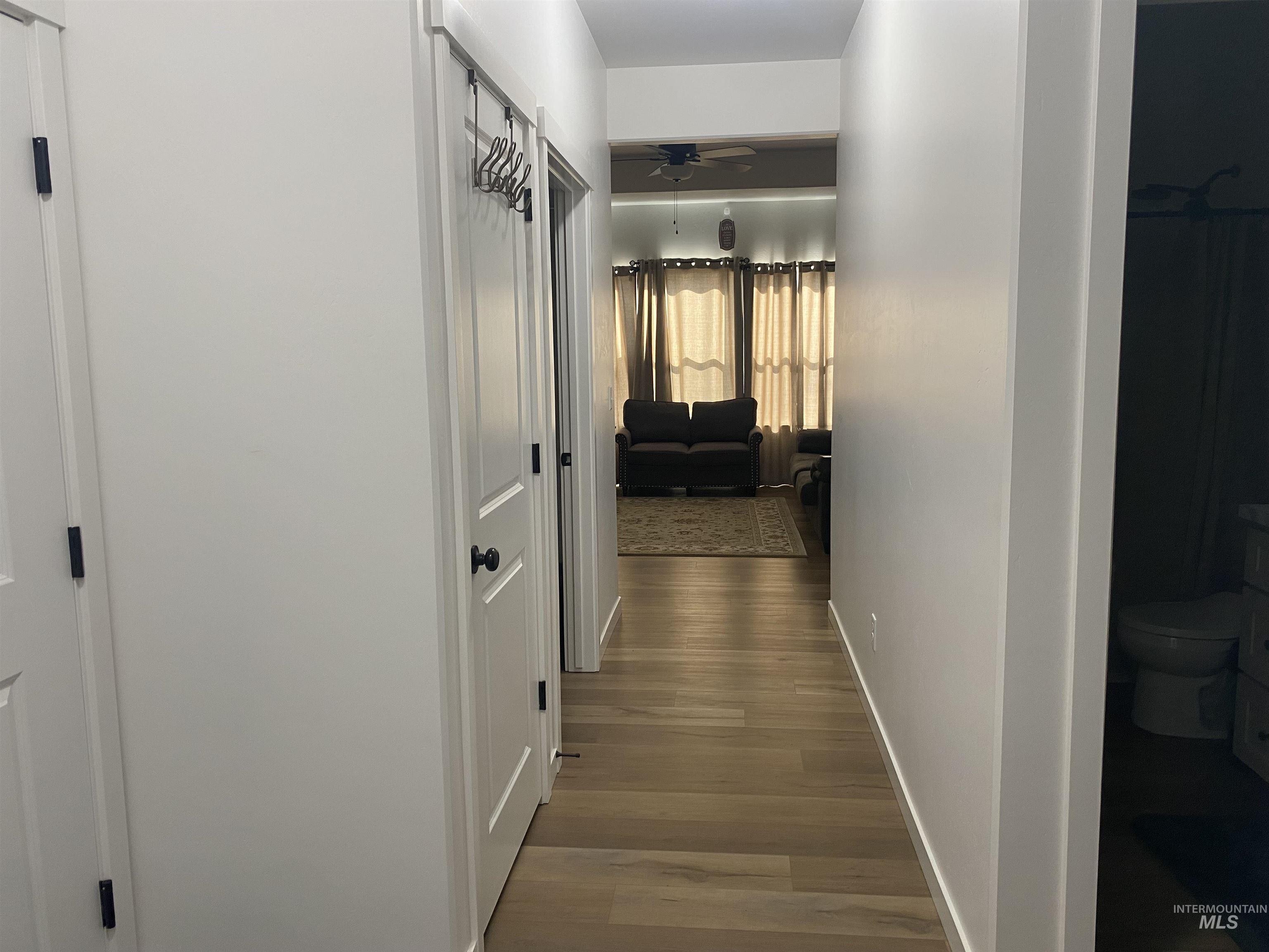 1265 Terra Ave, Twin Falls, Idaho 83301-4893, 3 Bedrooms, 2 Bathrooms, Residential For Sale, Price $388,000,MLS 98973849