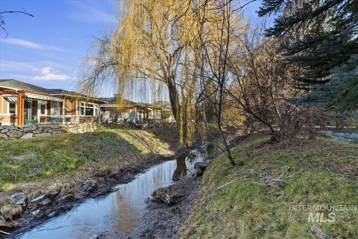 3137 S Abigail Way, Boise, Idaho 83706-5721, 3 Bedrooms, 2.5 Bathrooms, Residential For Sale, Price $1,350,000,MLS 98973850