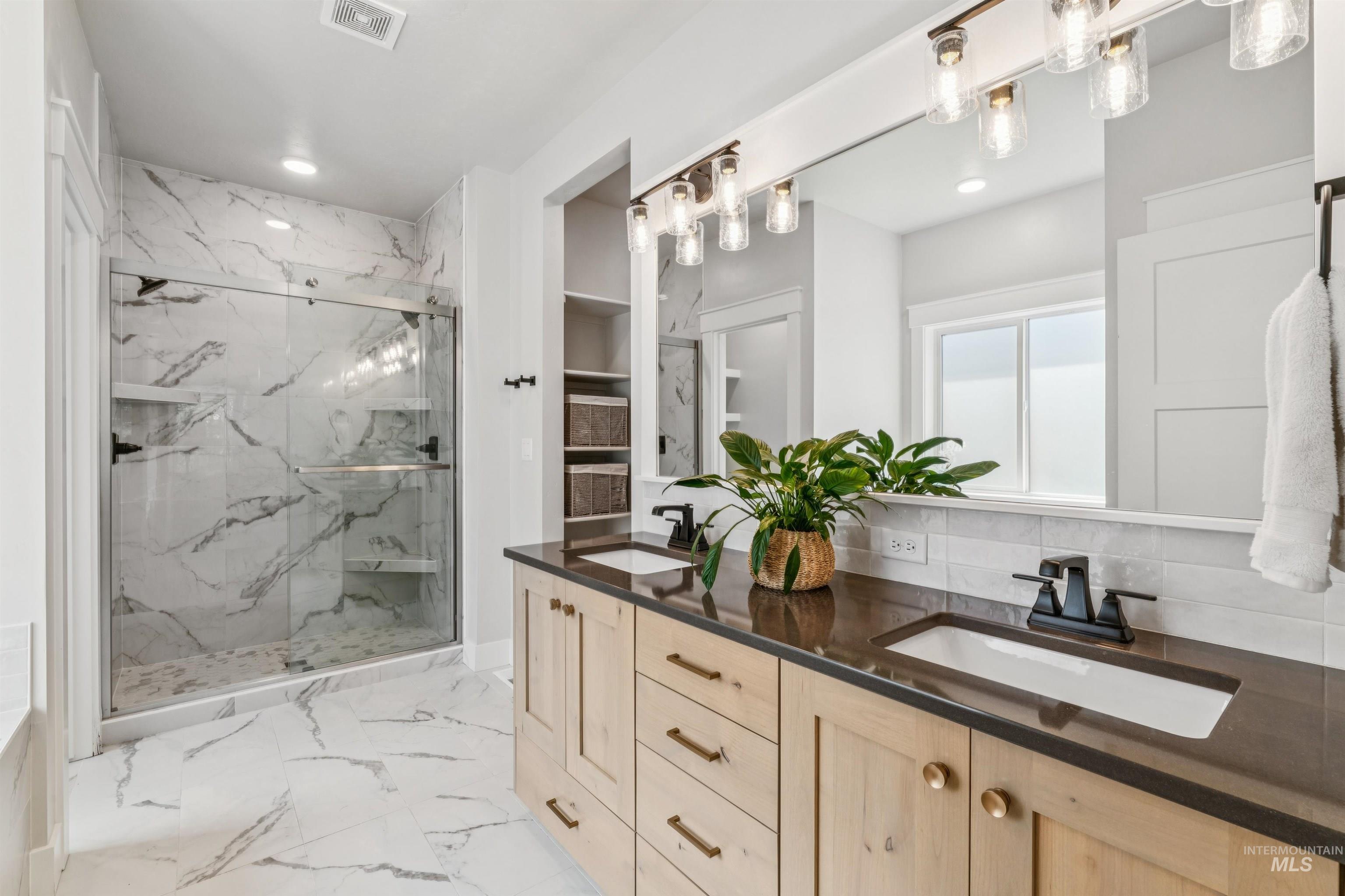 506 S Steephead Lane, Eagle, Idaho 83616, 4 Bedrooms, 2.5 Bathrooms, Residential For Sale, Price $750,000,MLS 98973851