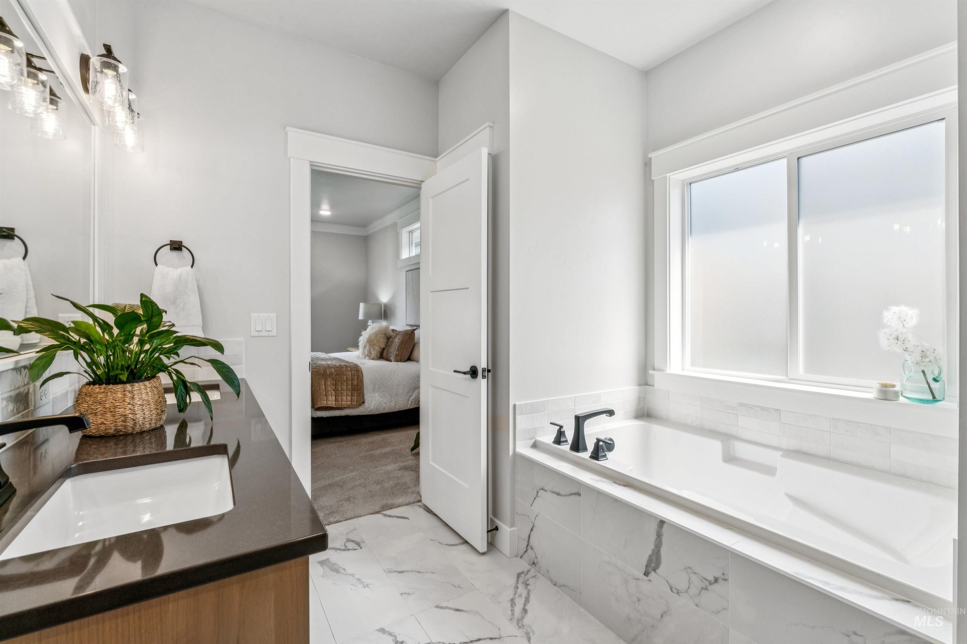 506 S Steephead Lane, Eagle, Idaho 83616, 4 Bedrooms, 2.5 Bathrooms, Residential For Sale, Price $750,000,MLS 98973851