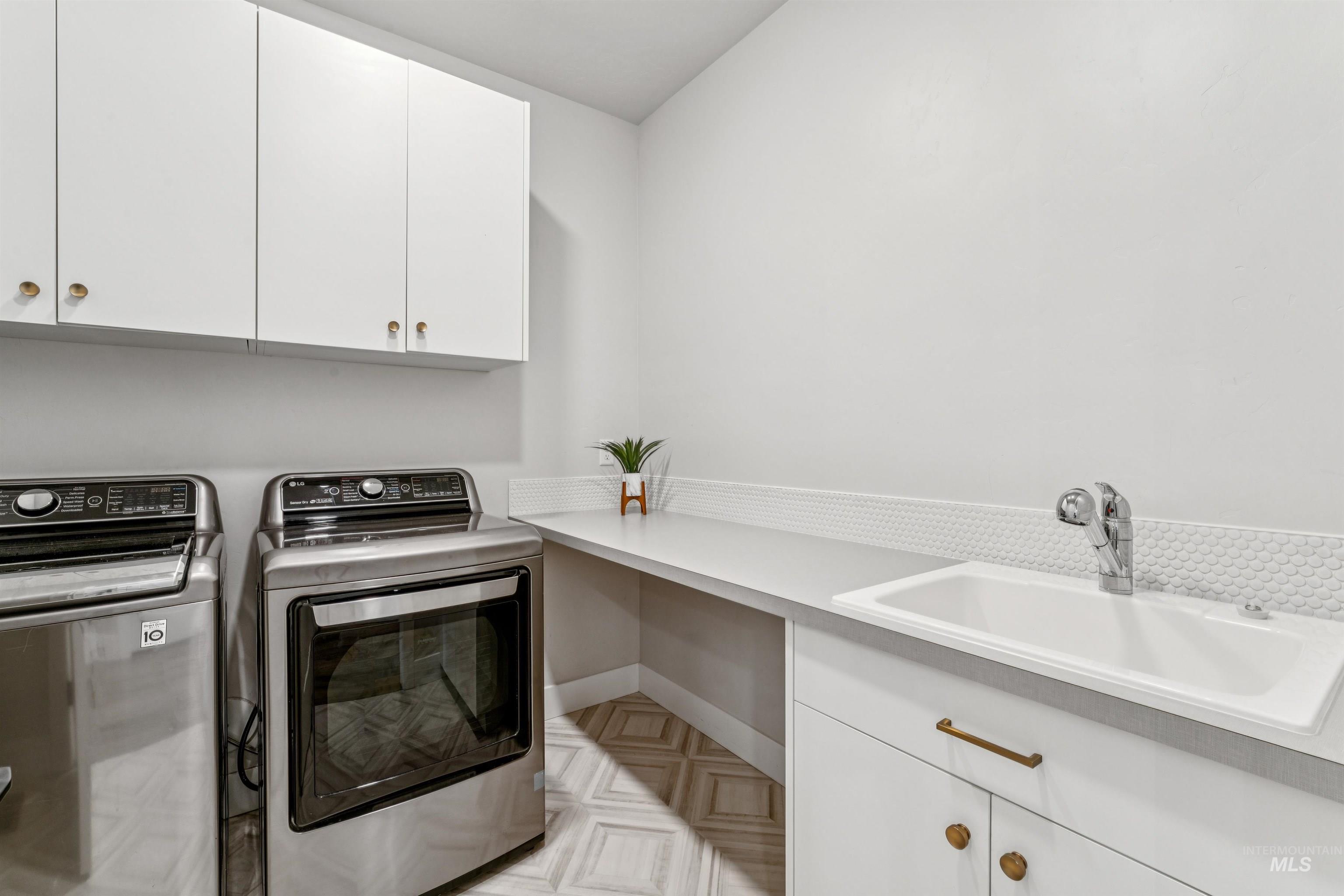 506 S Steephead Lane, Eagle, Idaho 83616, 4 Bedrooms, 2.5 Bathrooms, Residential For Sale, Price $750,000,MLS 98973851