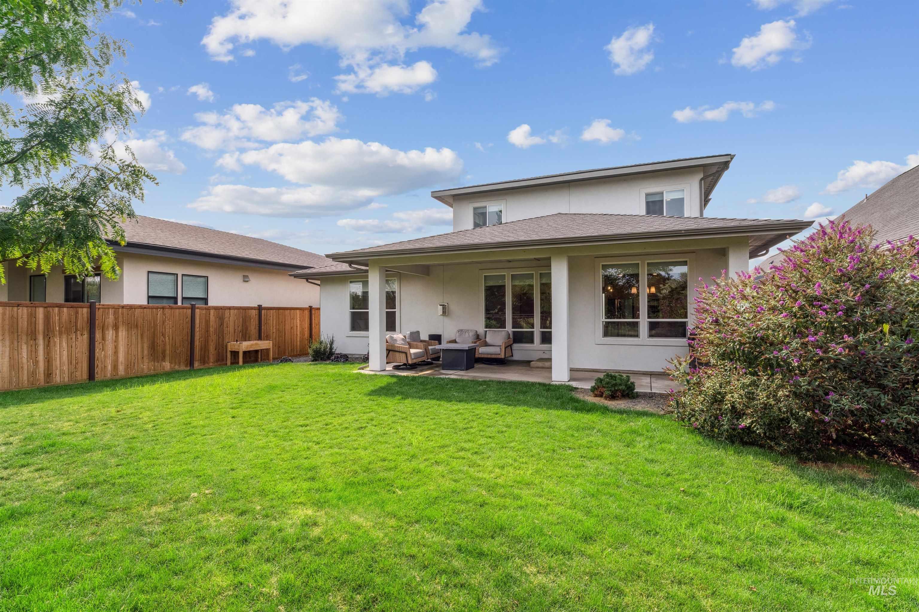 506 S Steephead Lane, Eagle, Idaho 83616, 4 Bedrooms, 2.5 Bathrooms, Residential For Sale, Price $750,000,MLS 98973851